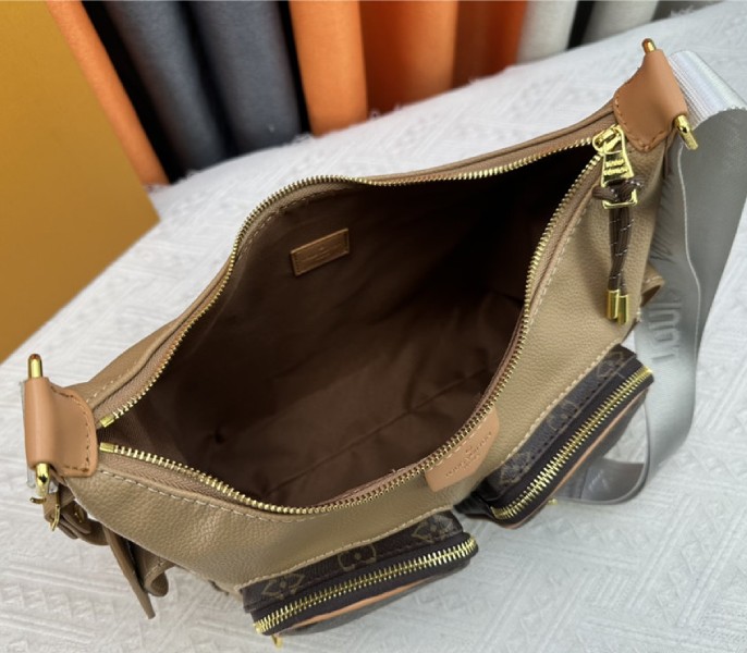 LV Other Leathers Cargo Hobo In Beige