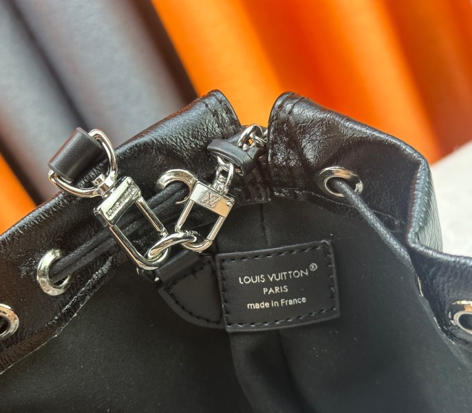 LV Cruise 2025 Noe Trunk PM In Black