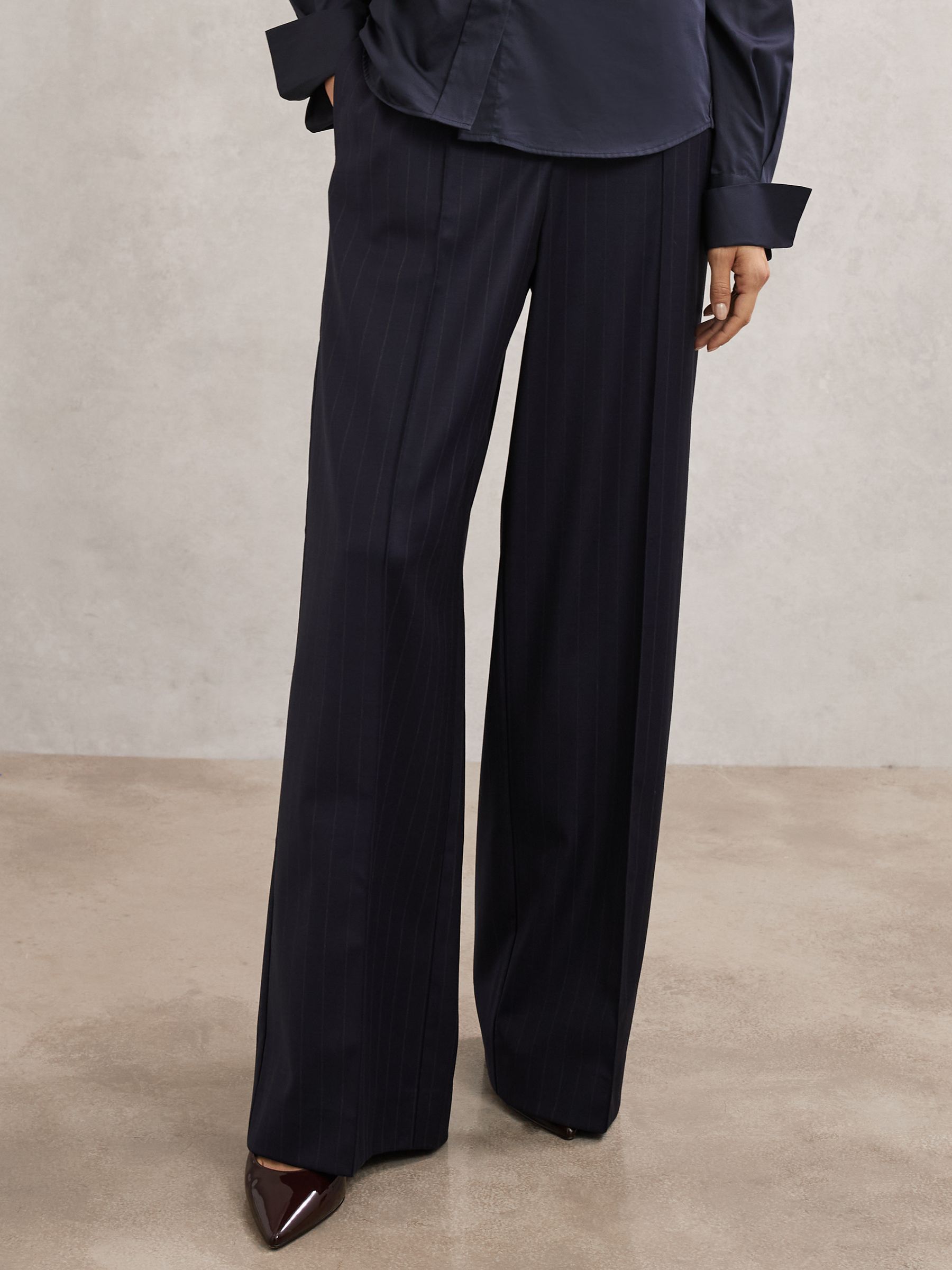 Wool-Blend Pinstripe Wide-Leg Trousers in Navy