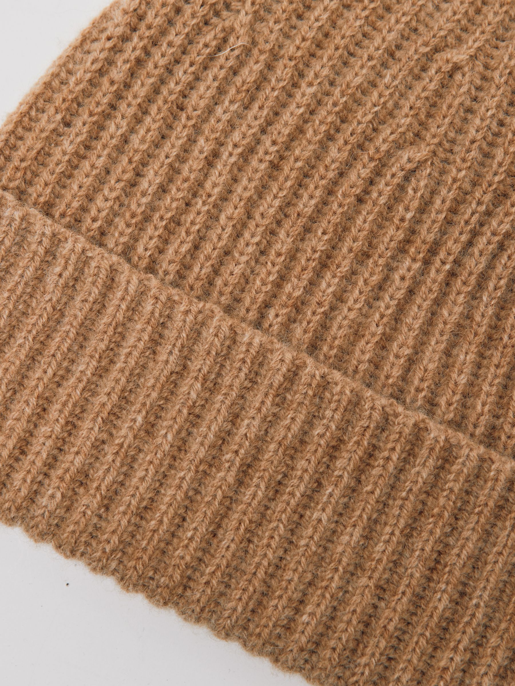 Atelier 100% Cashmere Rib-Knit Beanie in Oatmeal