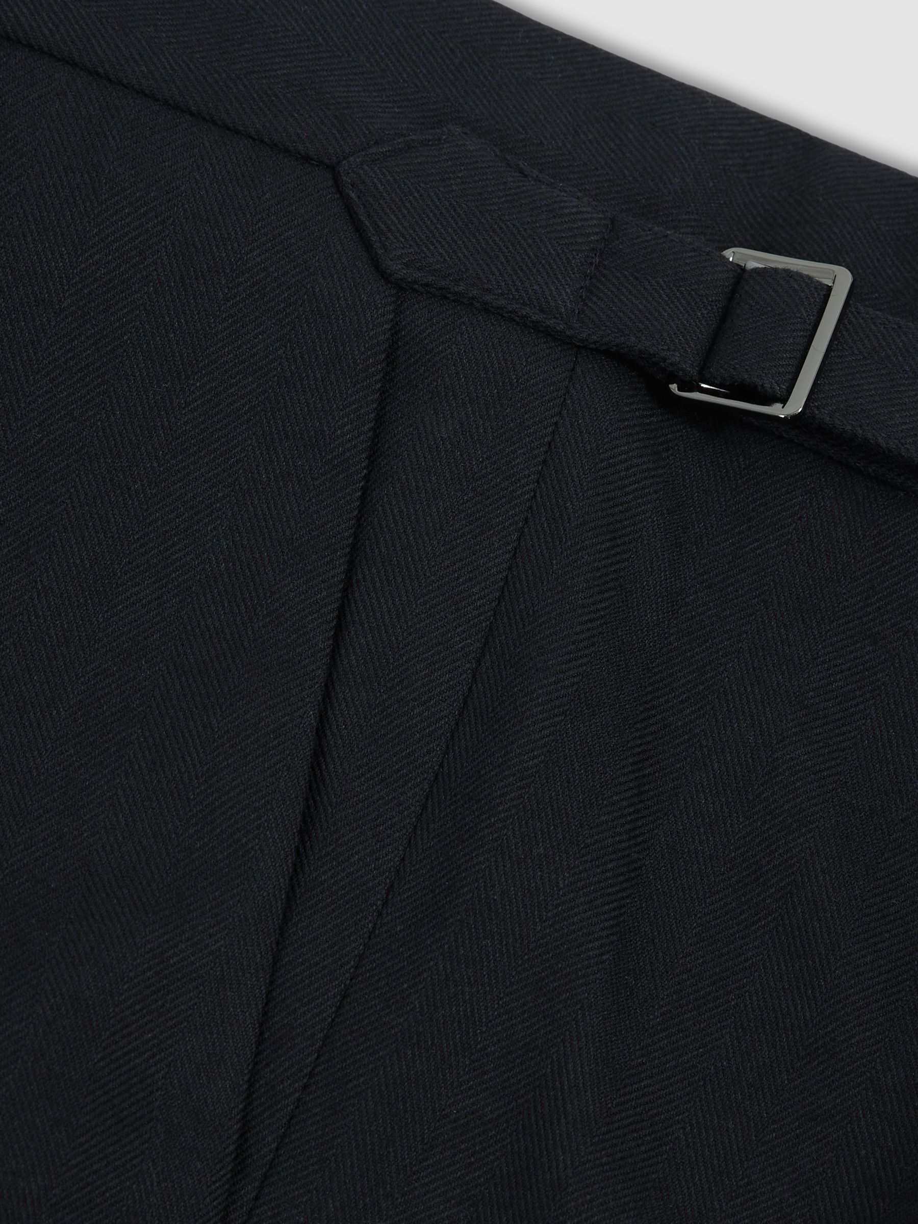 Tailored-Fit Herringbone Trousers in Navy