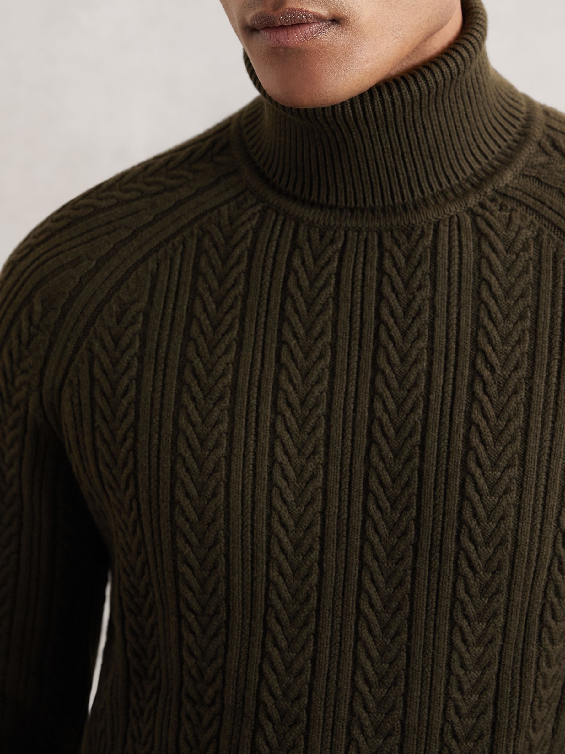 Cable-Knit Roll-Neck Jumper With Wool in Dark Olive Green