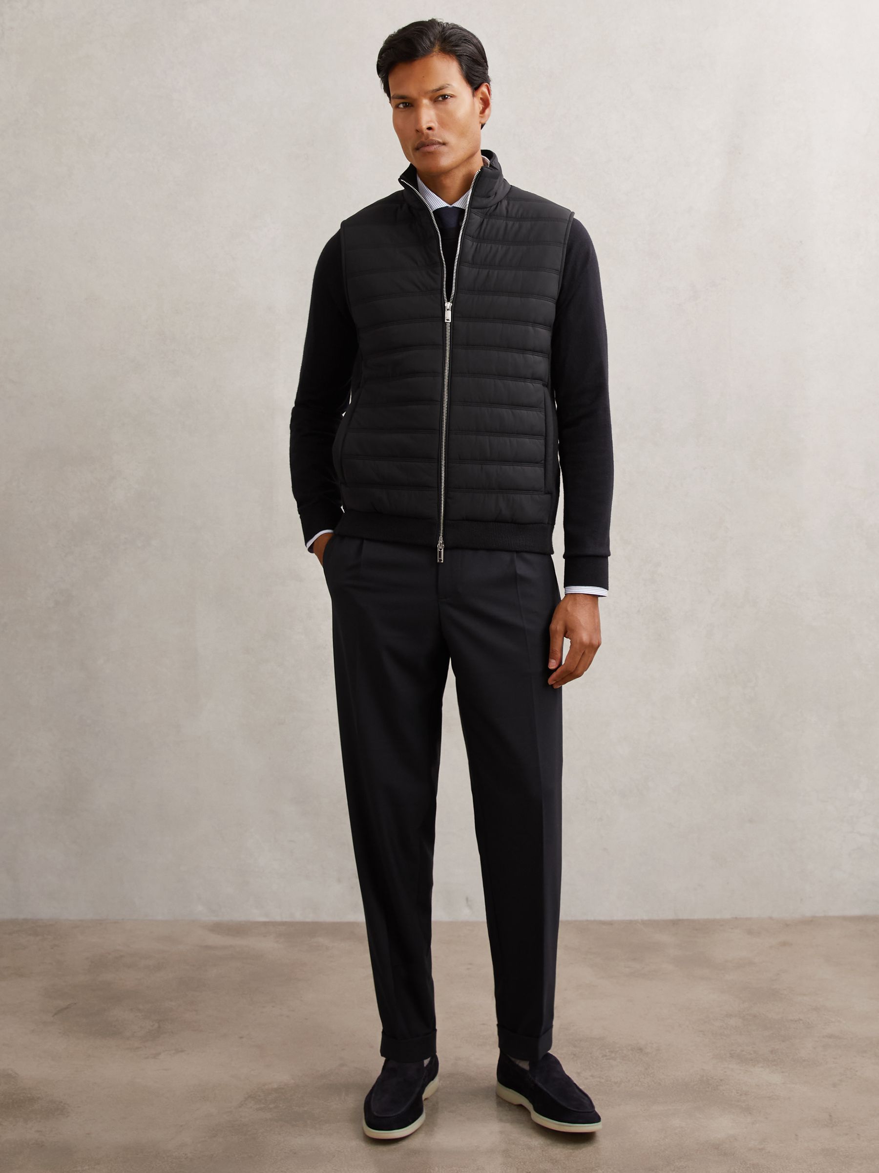 Funnel-Neck Quilted Knit Gilet in Navy