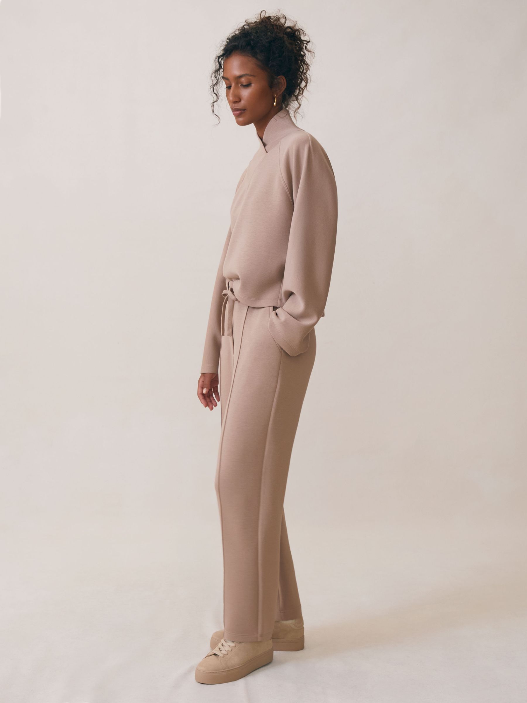 Modal-Blend Interlock Tapered Joggers in Taupe Neutral