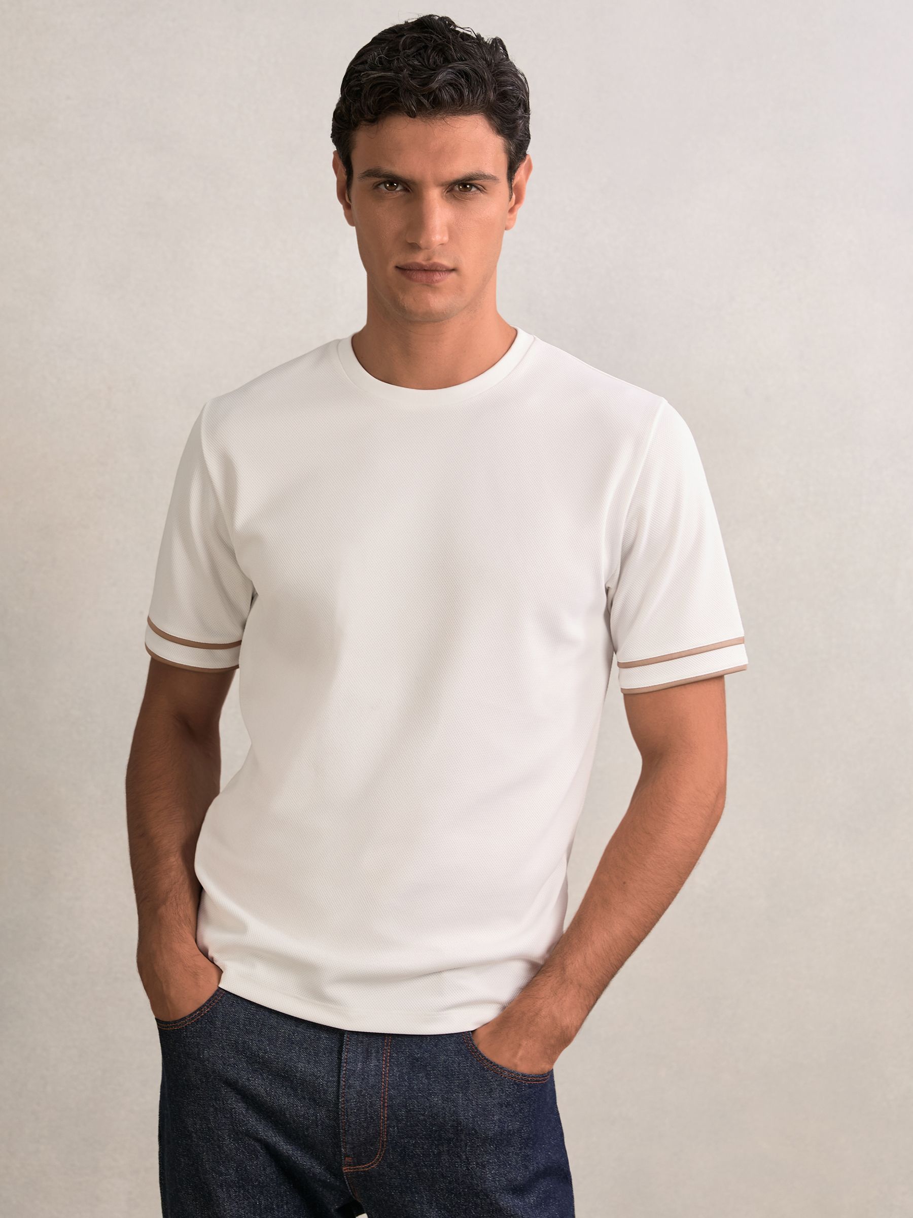 Textured Crew-Neck Tipped T-Shirt in Camel Brown