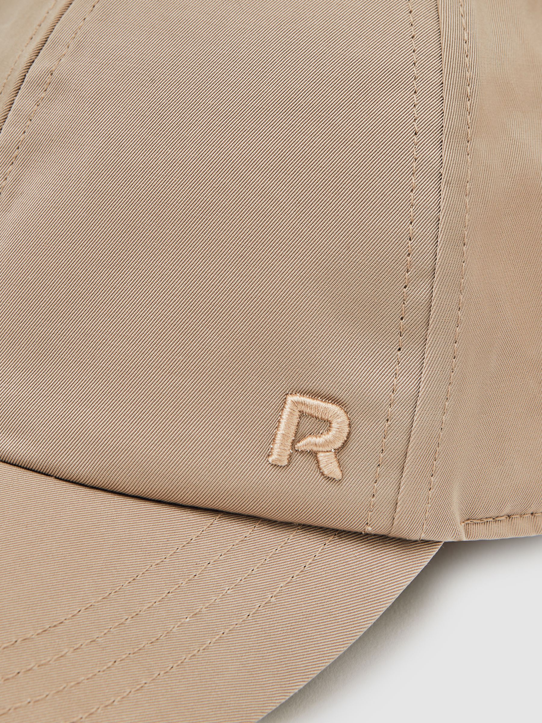 Logo-Embroidered Baseball Cap in Taupe