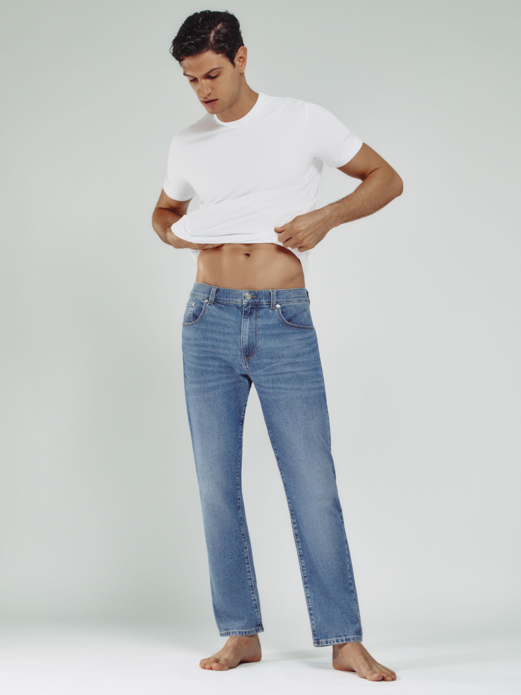 Straight-Leg Jeans in Mid Blue Wash