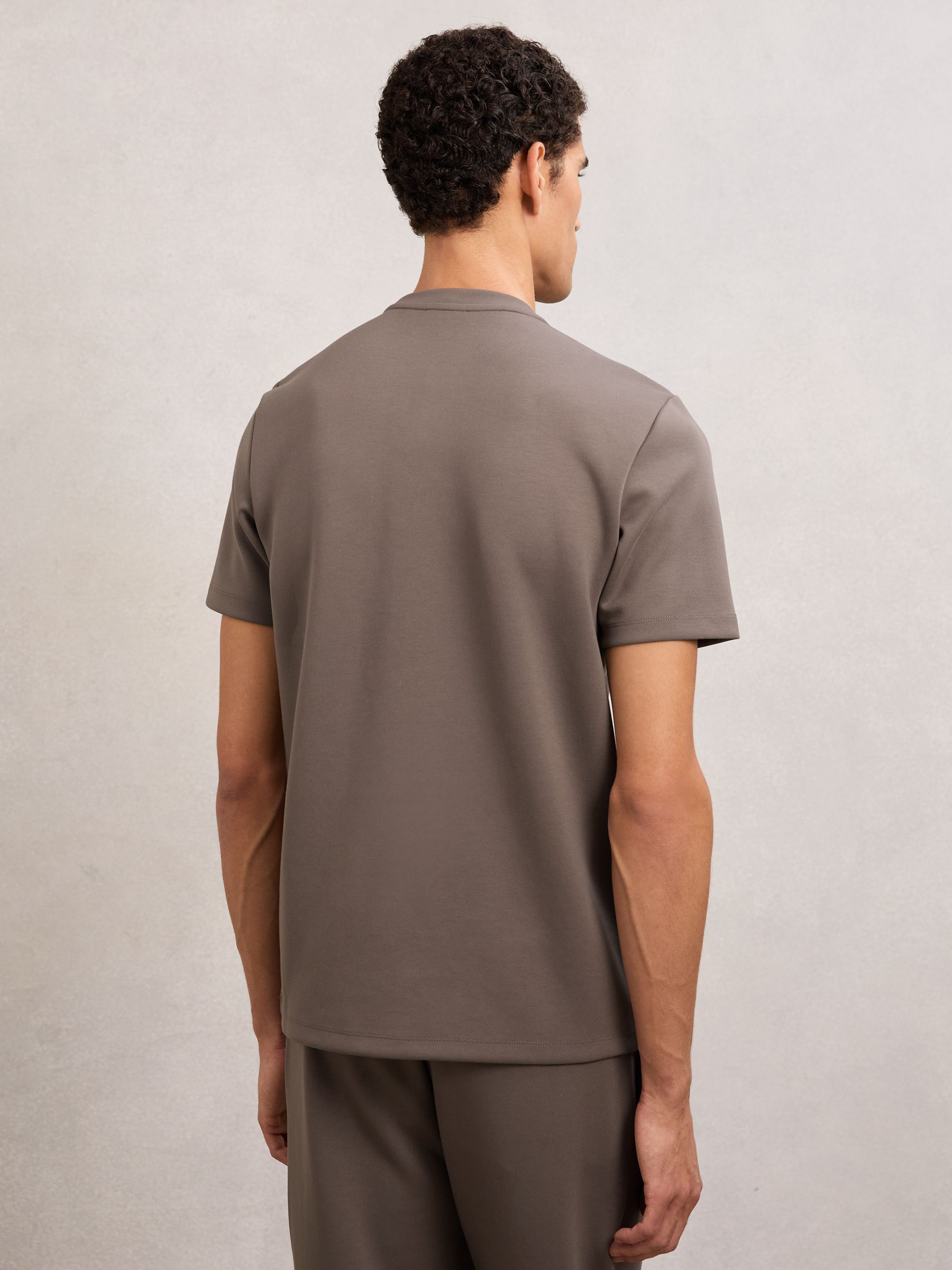 T-Shirt in Light Brown