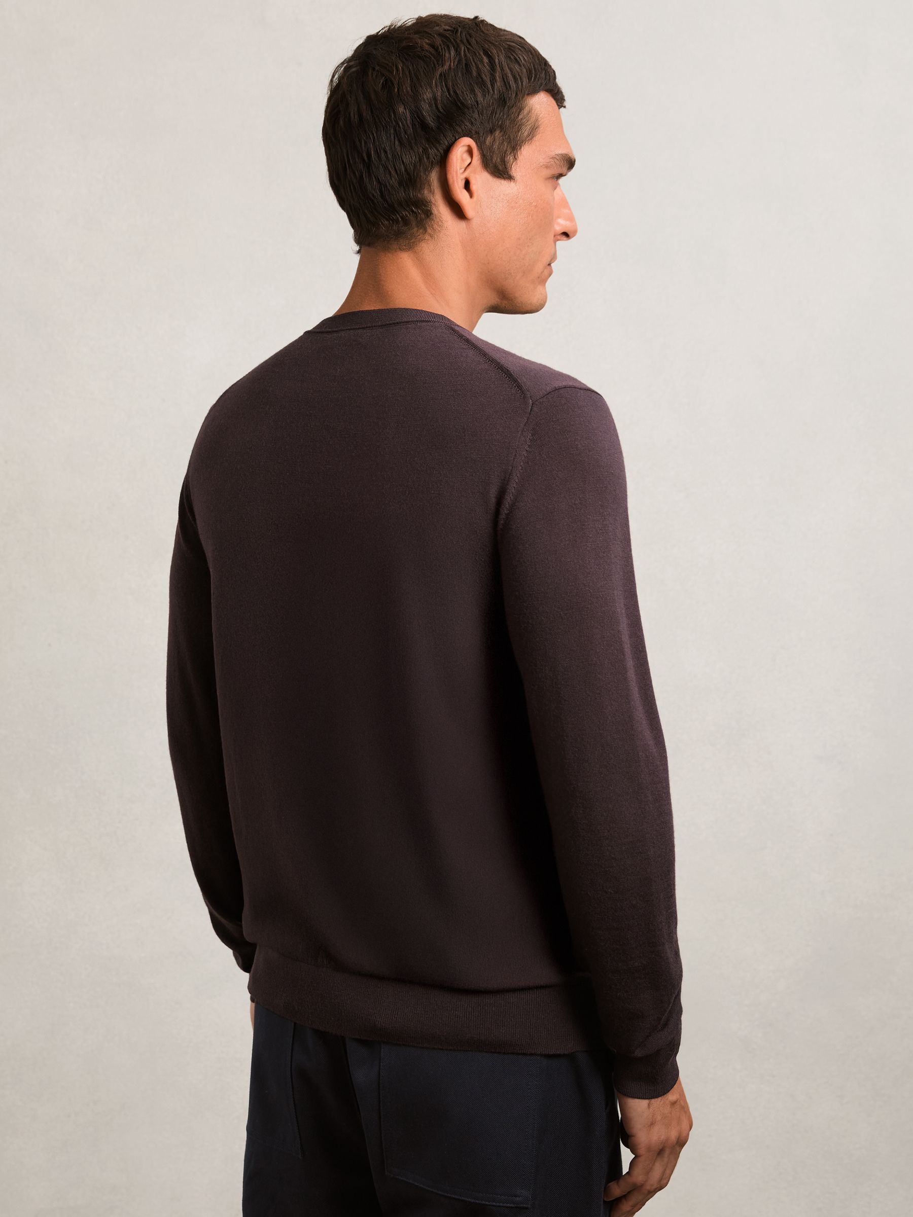 Merino Wool Crew Neck Jumper in Dark Bordeaux