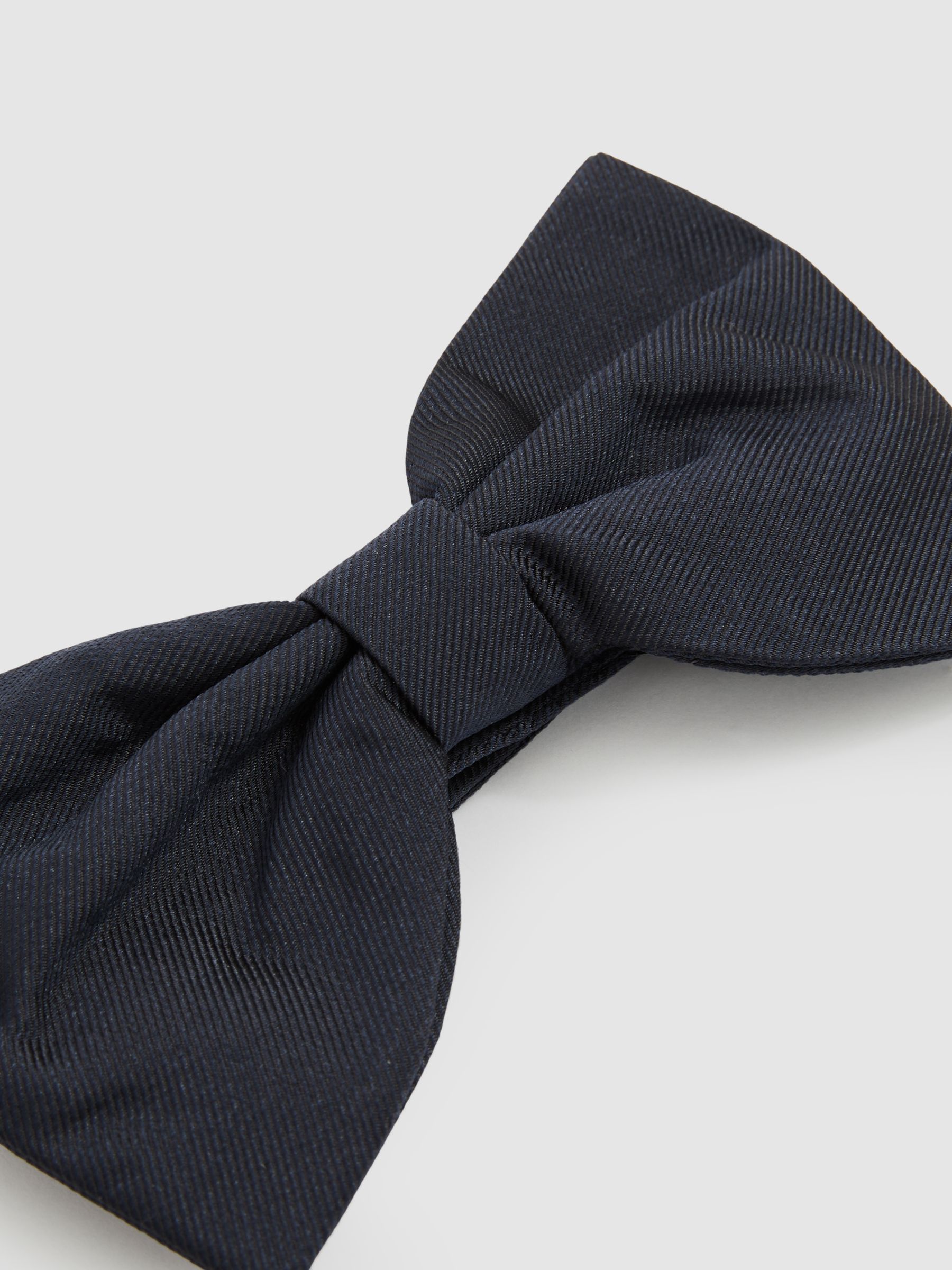 Grosgrain Silk Bow Tie in Navy