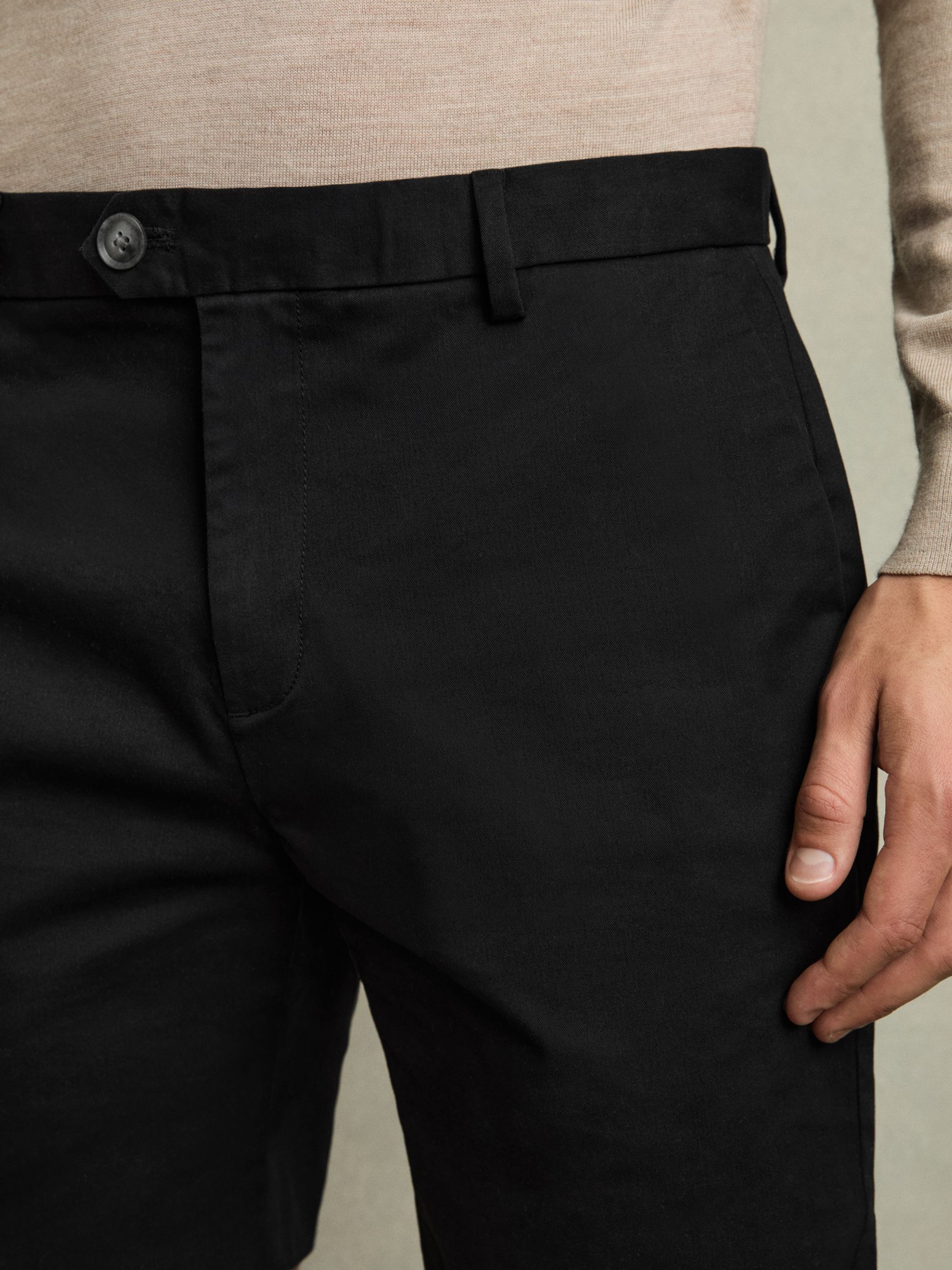 Short Length Casual Chino Shorts in Black