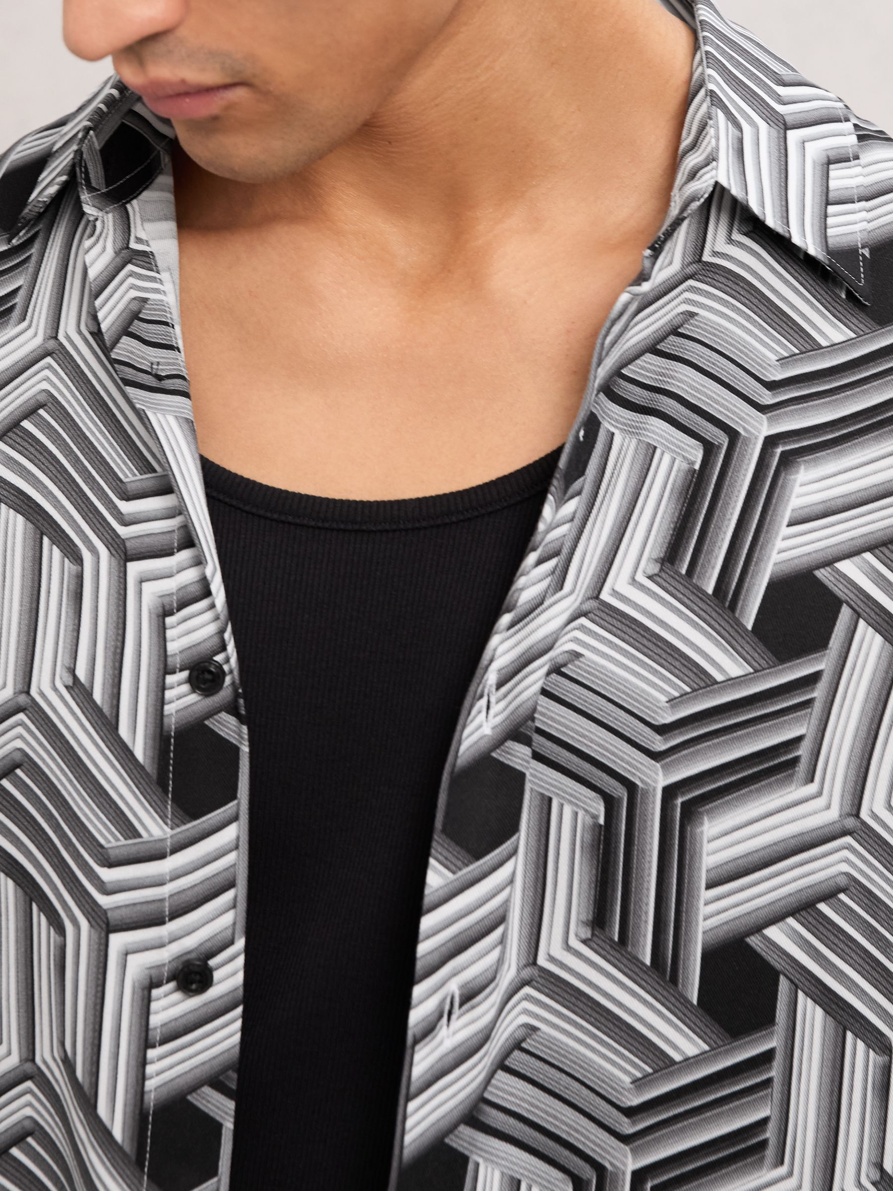 Abstract-Print Button-Through Shirt in Black/White