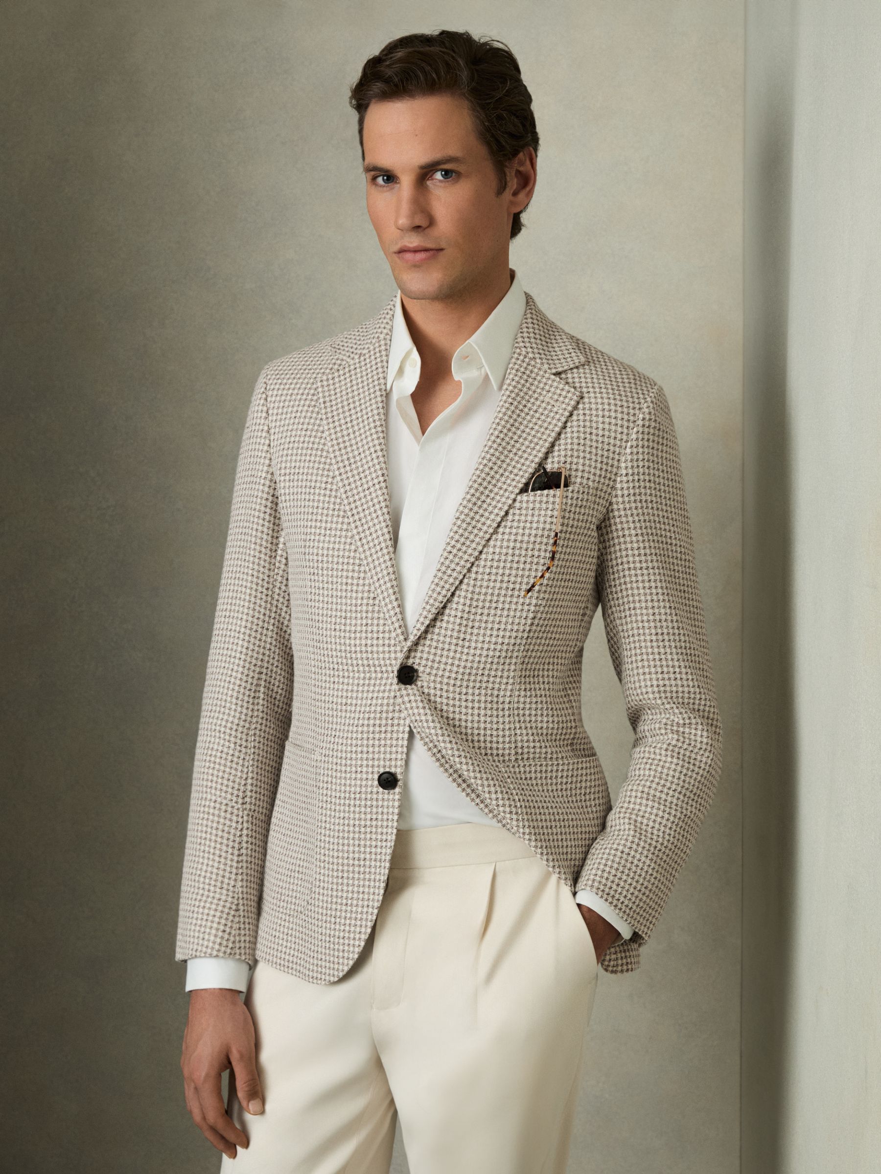 Slim-Fit Single-Breasted Dogtooth-Check Blazer in Grey/White