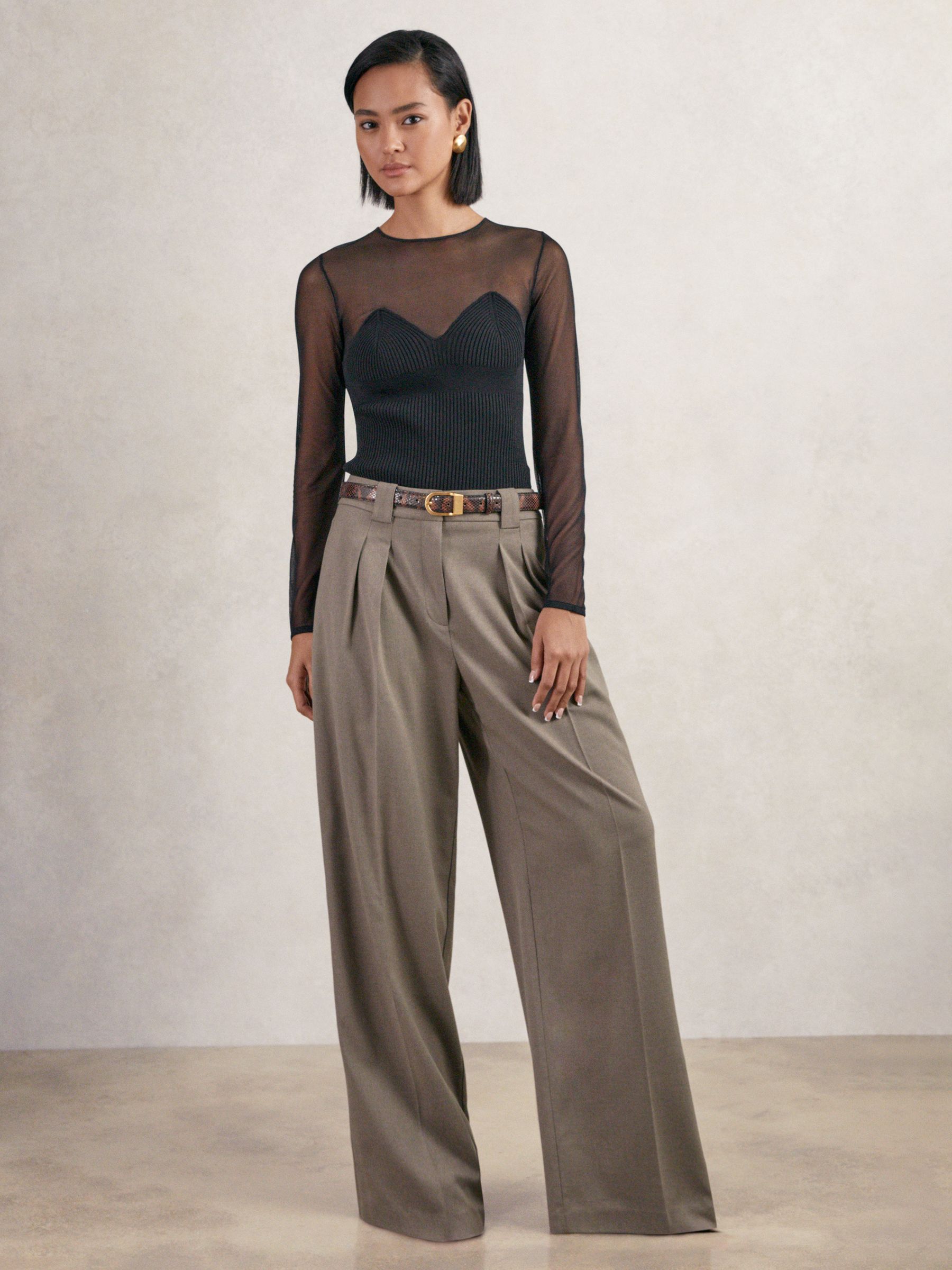 Mesh Knit Sweetheart Long-Sleeve Top in Black