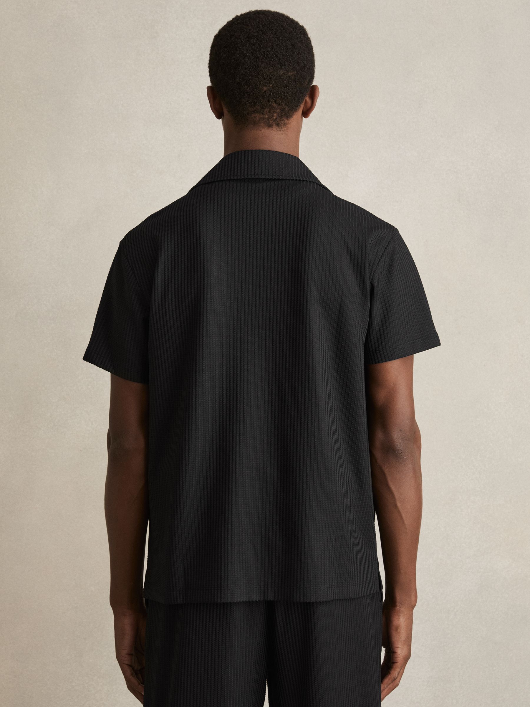 Textured-Knit Cuban-Collar Shirt in Black