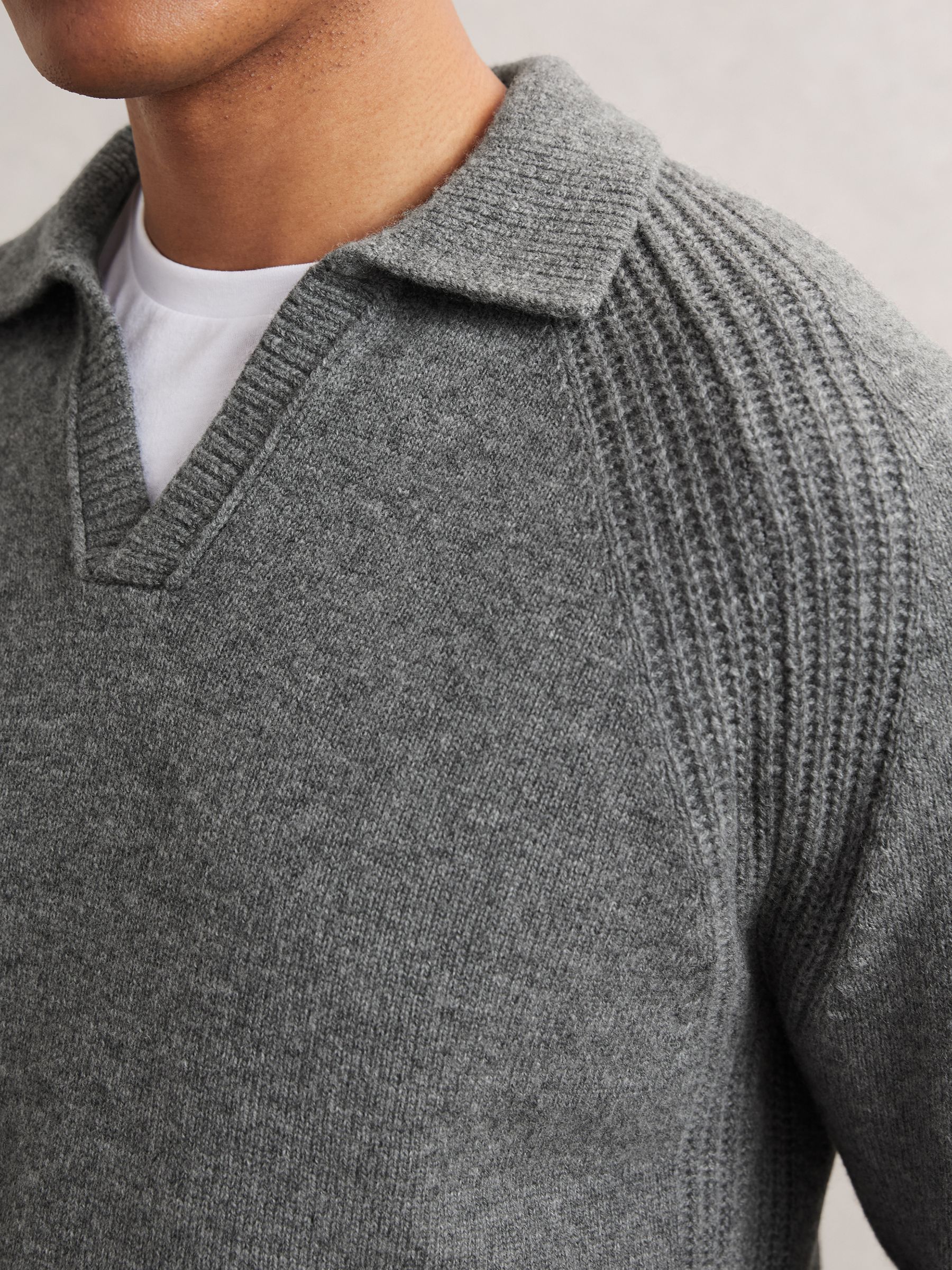 Wool-Cashmere Open-Collar Jumper in Mid Grey Melange
