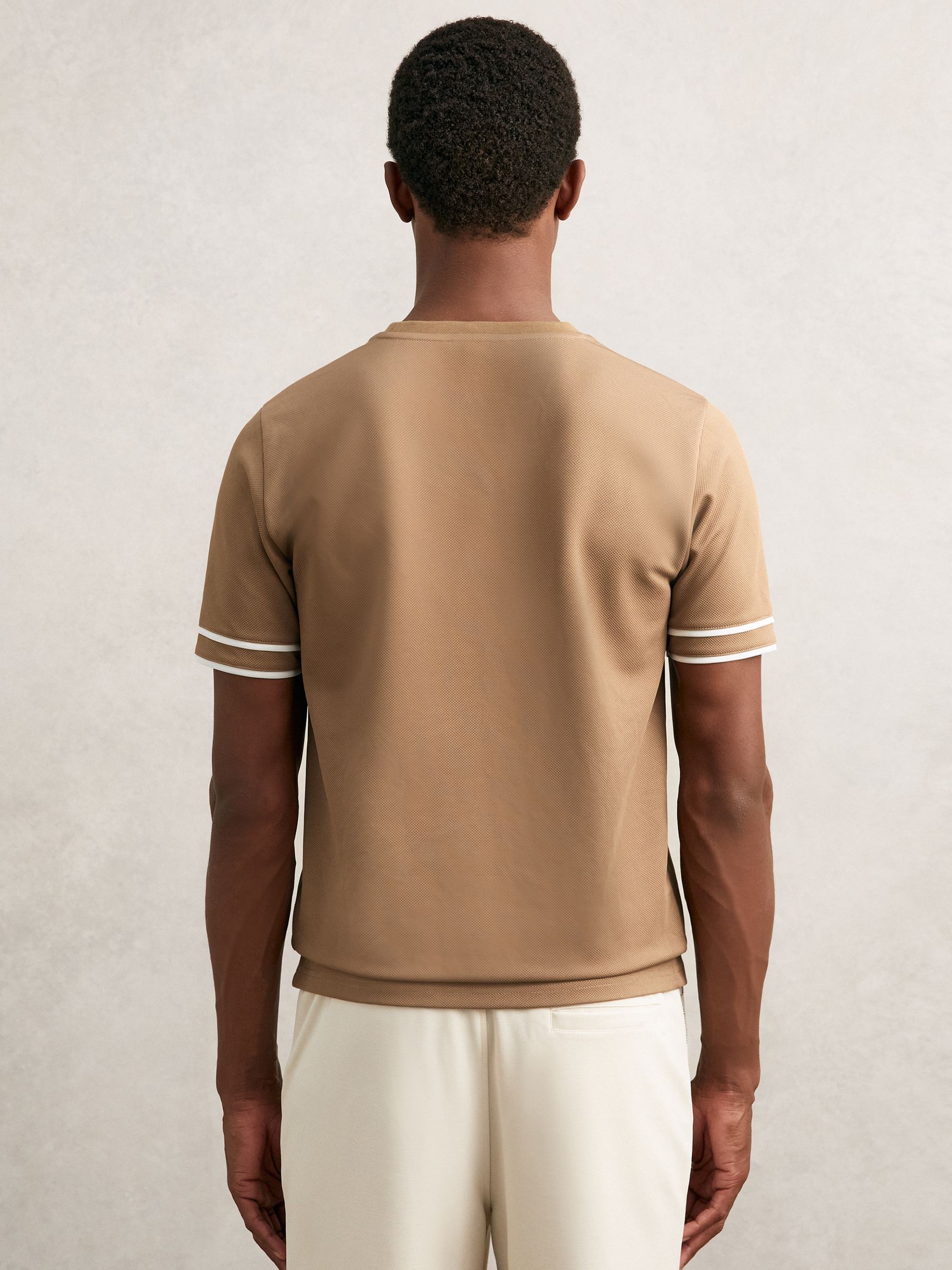 Textured Crew-Neck Tipped T-Shirt in Camel Brown