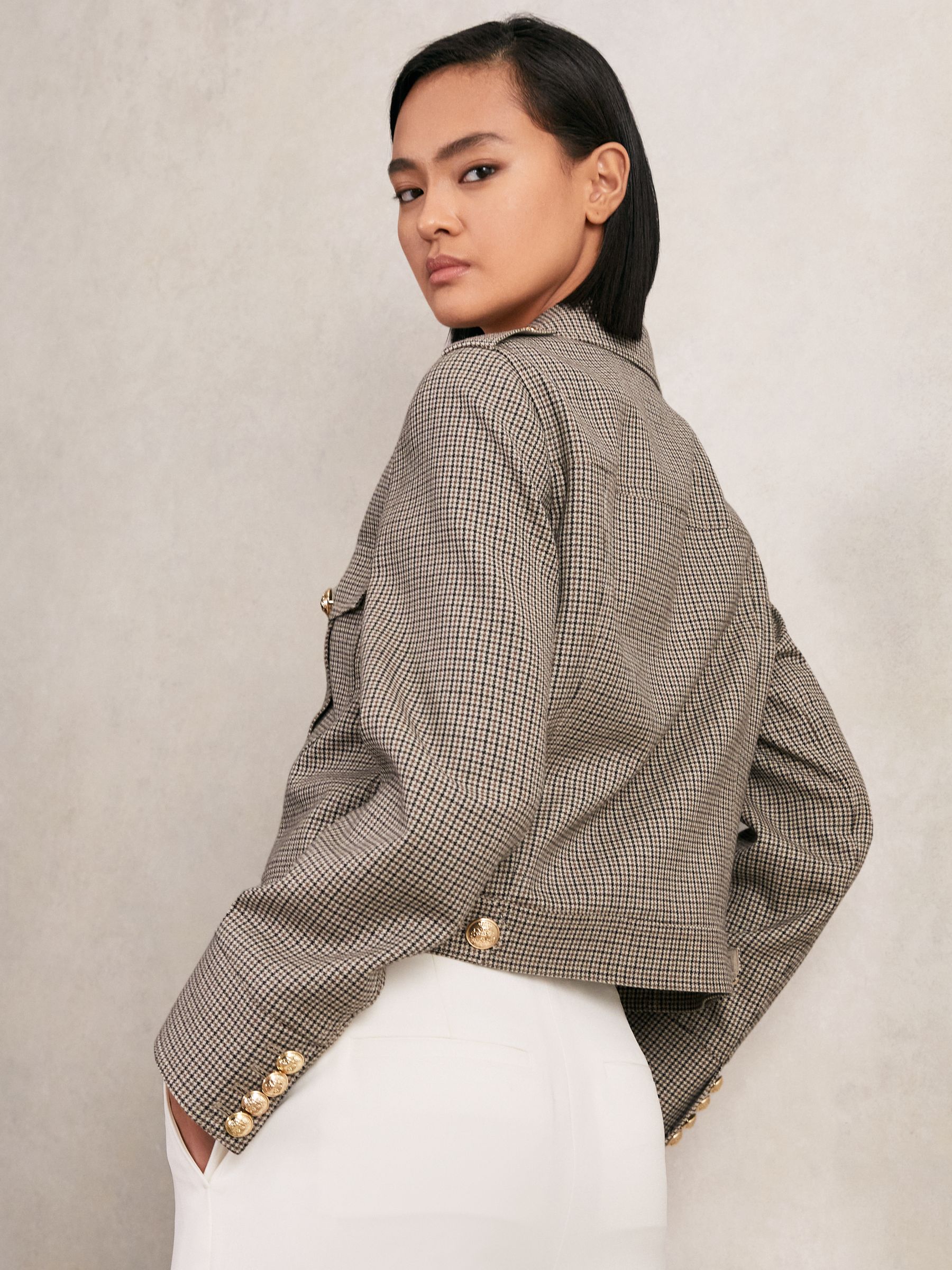 Wool Twin-Pocket Cropped Jacket in Neutral Check
