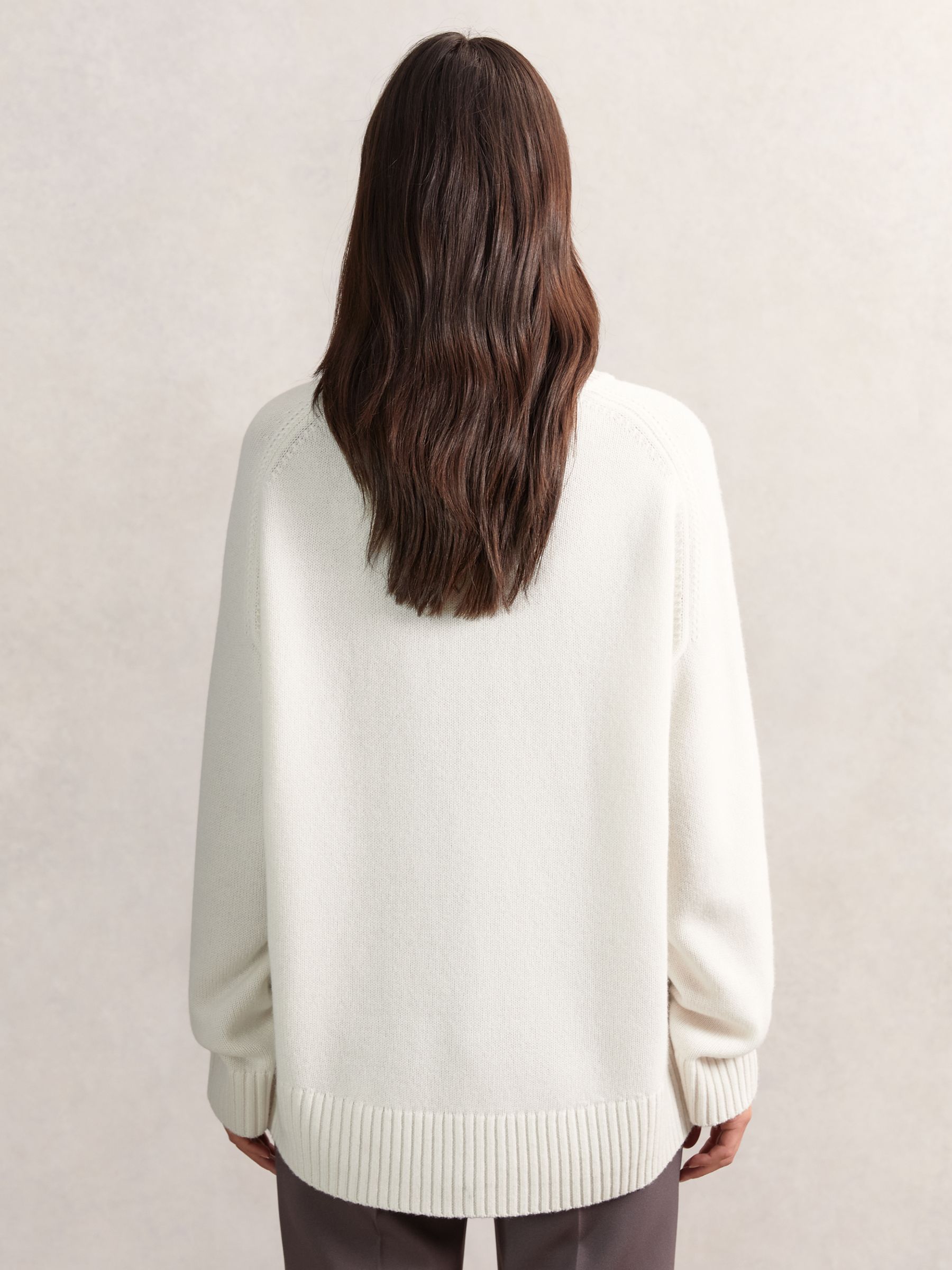 Wool-Cashmere Roll-Neck Jumper in Cream