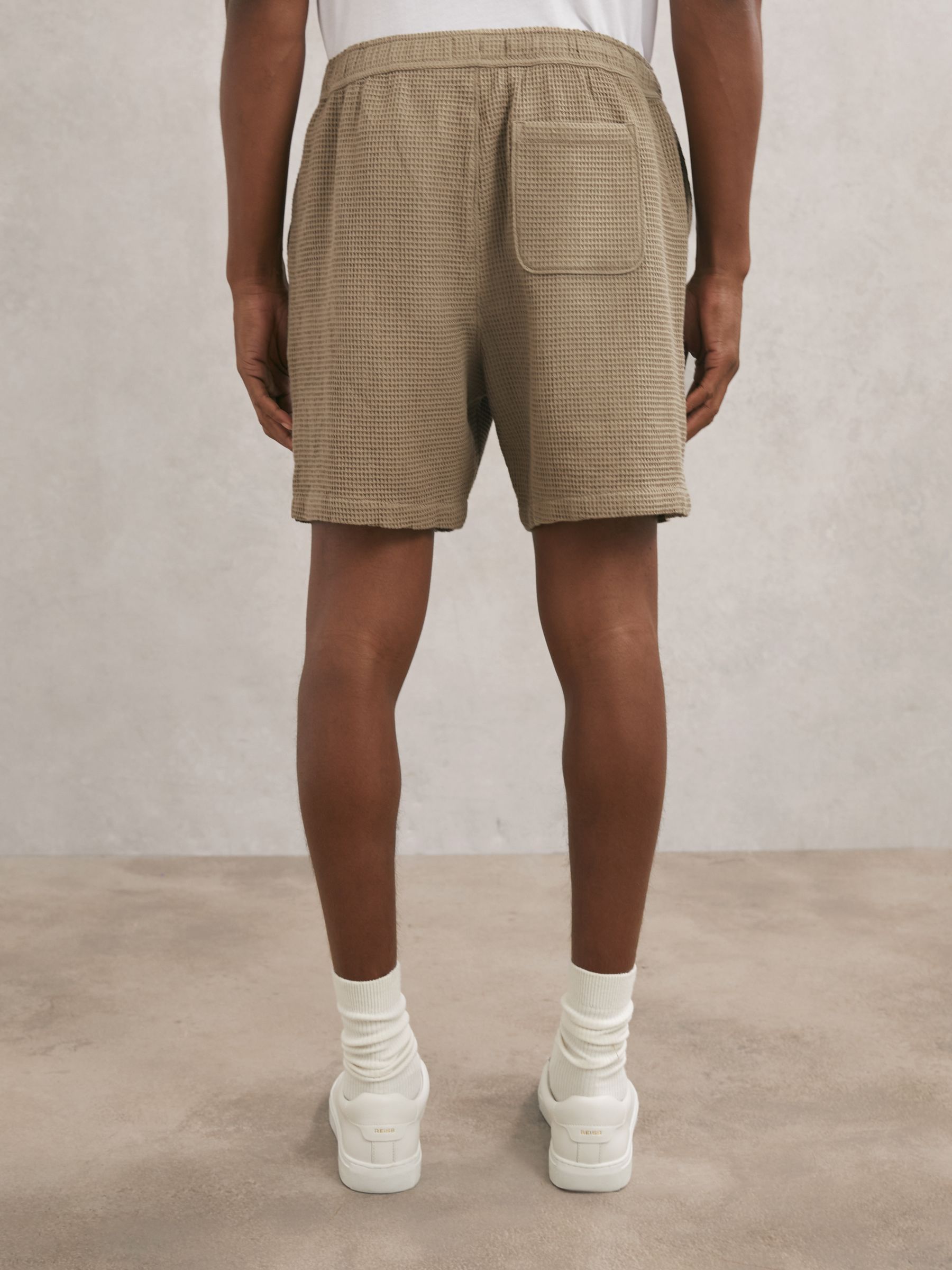 Paige Chalmers Shorts in Light Brown