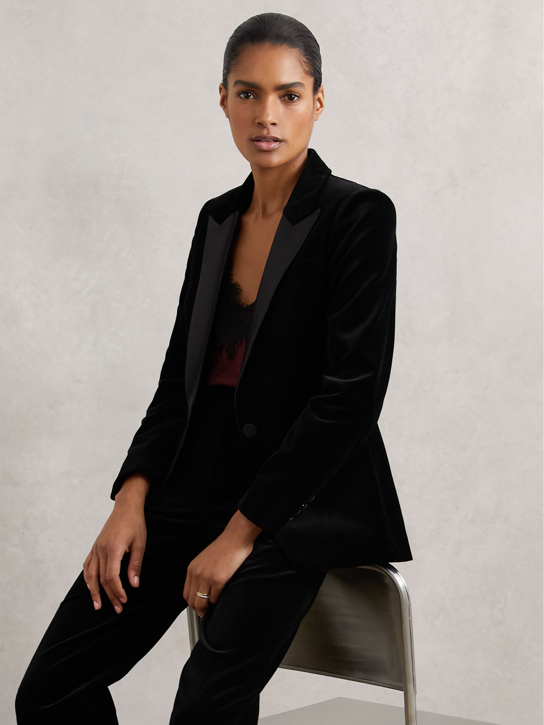 Petite Velvet Single Breasted Suit Blazer in Black
