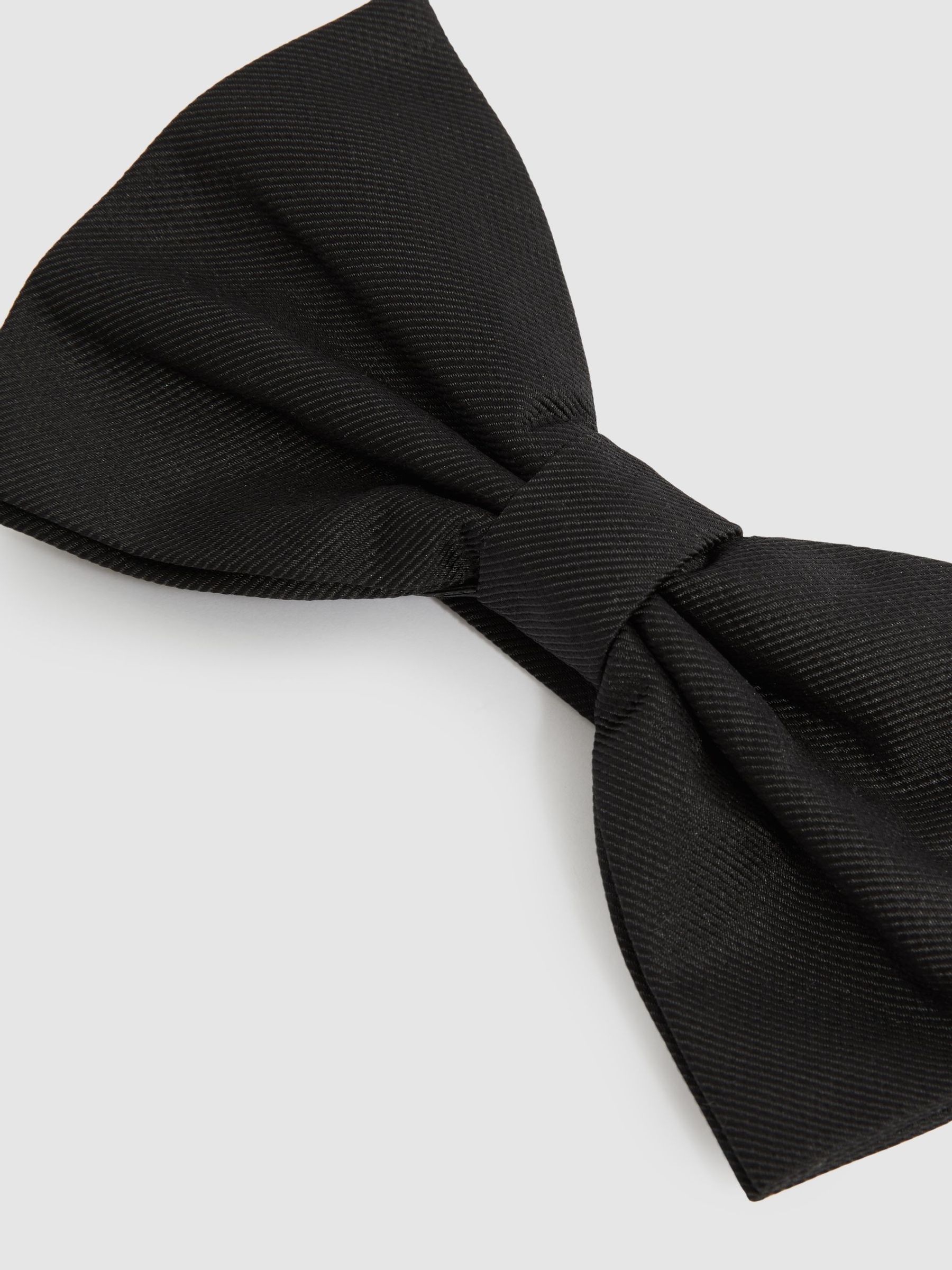 Grosgrain Silk Bow Tie in Black