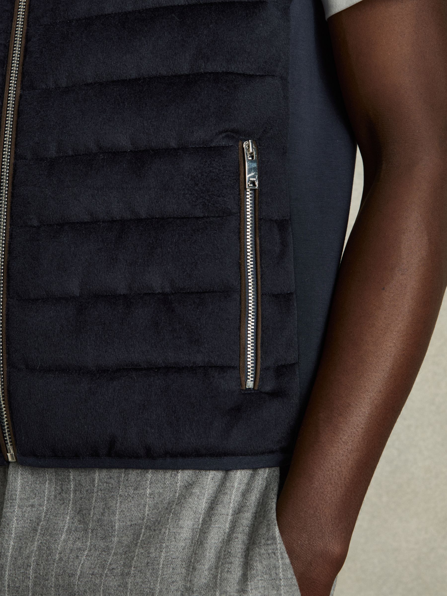 Brushed Jersey Quilted Gilet in Navy