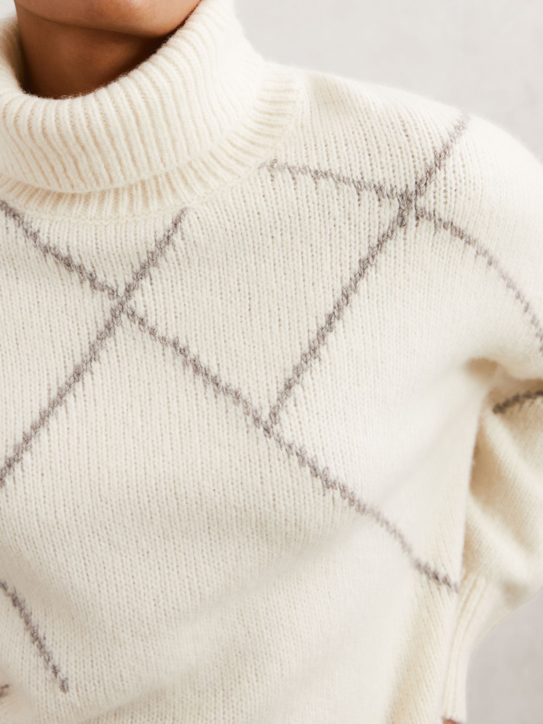Wool-Blend Roll-Neck Argyle Jumper in Cream/Taupe Brown