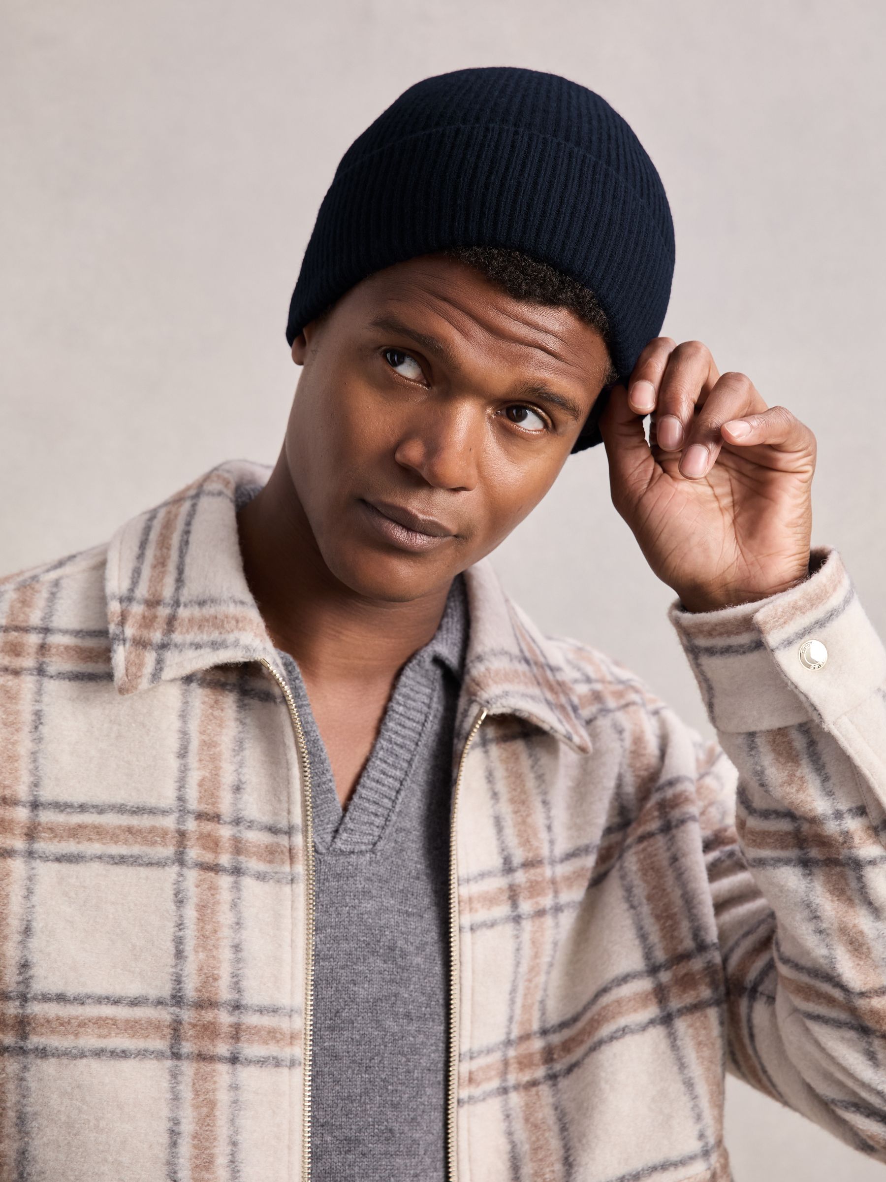 Merino Wool Rib-Knit Beanie in Navy