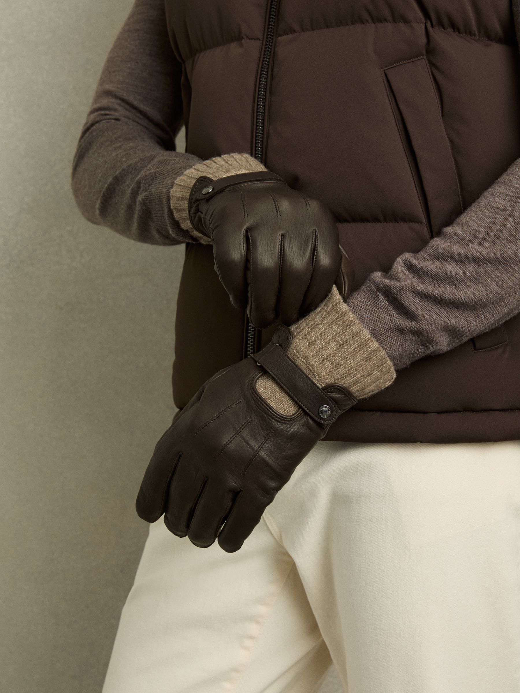 Leather Ribbed-Cuff Gloves in Dark Brown