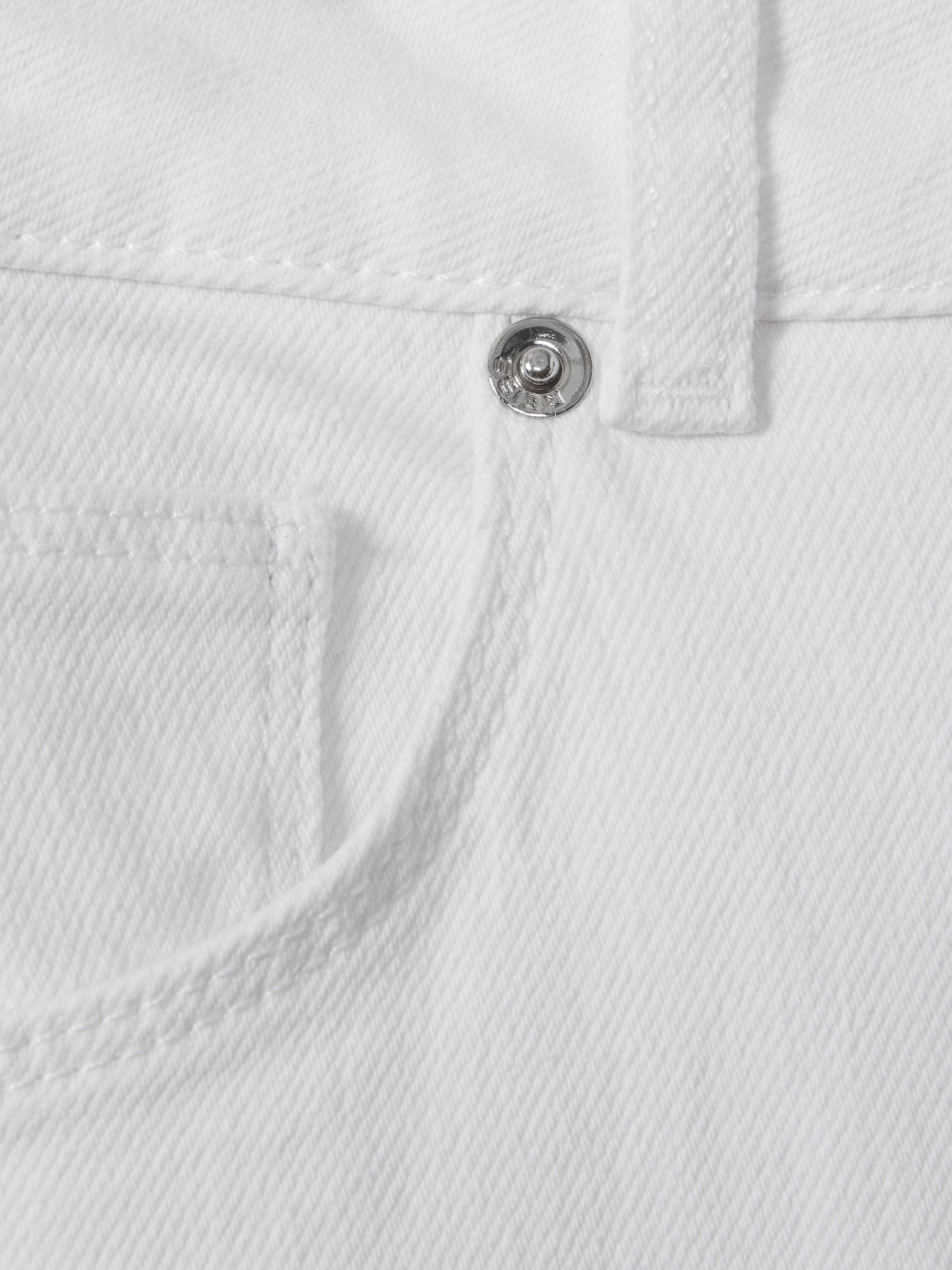 Mid-Rise Straight-Leg Jeans in White