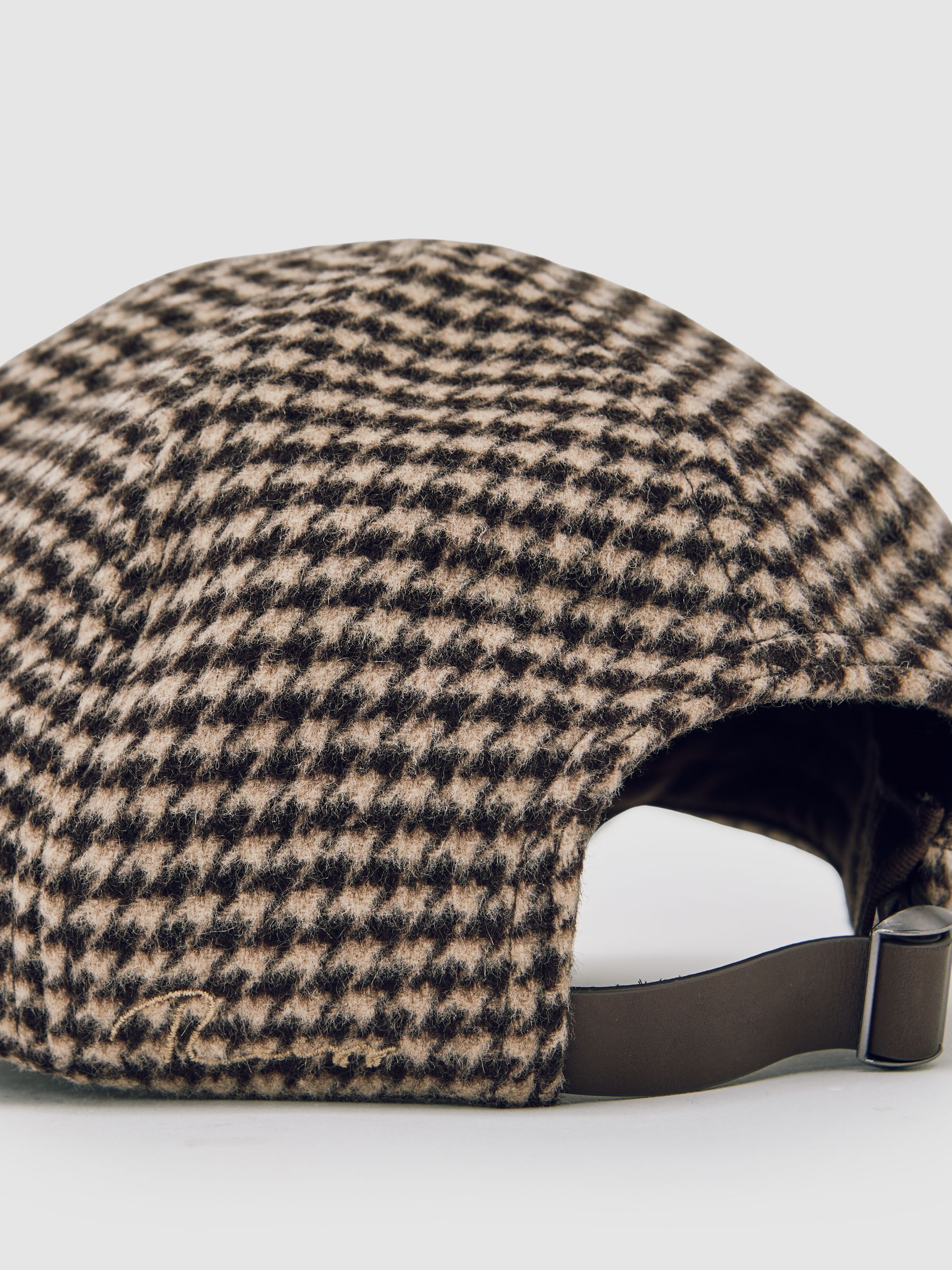 Wool-Blend Houndstooth-Check Cap in Brown