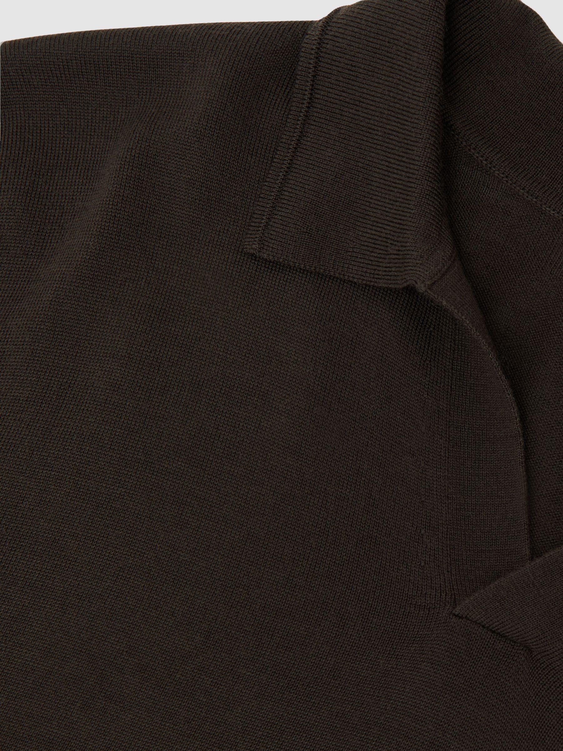 Polo Shirt in Chocolate Brown