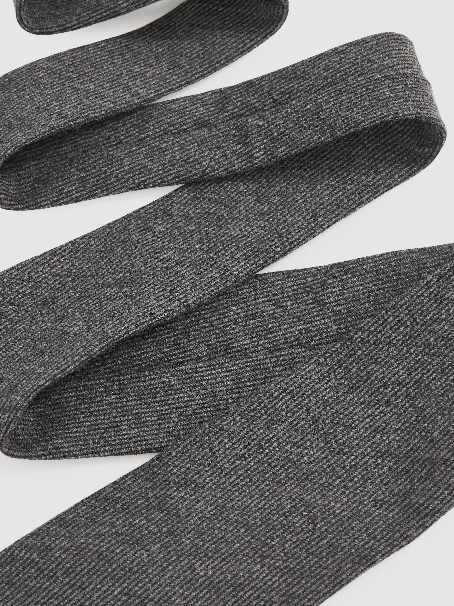 Wool-Silk Textured Tie in Charcoal