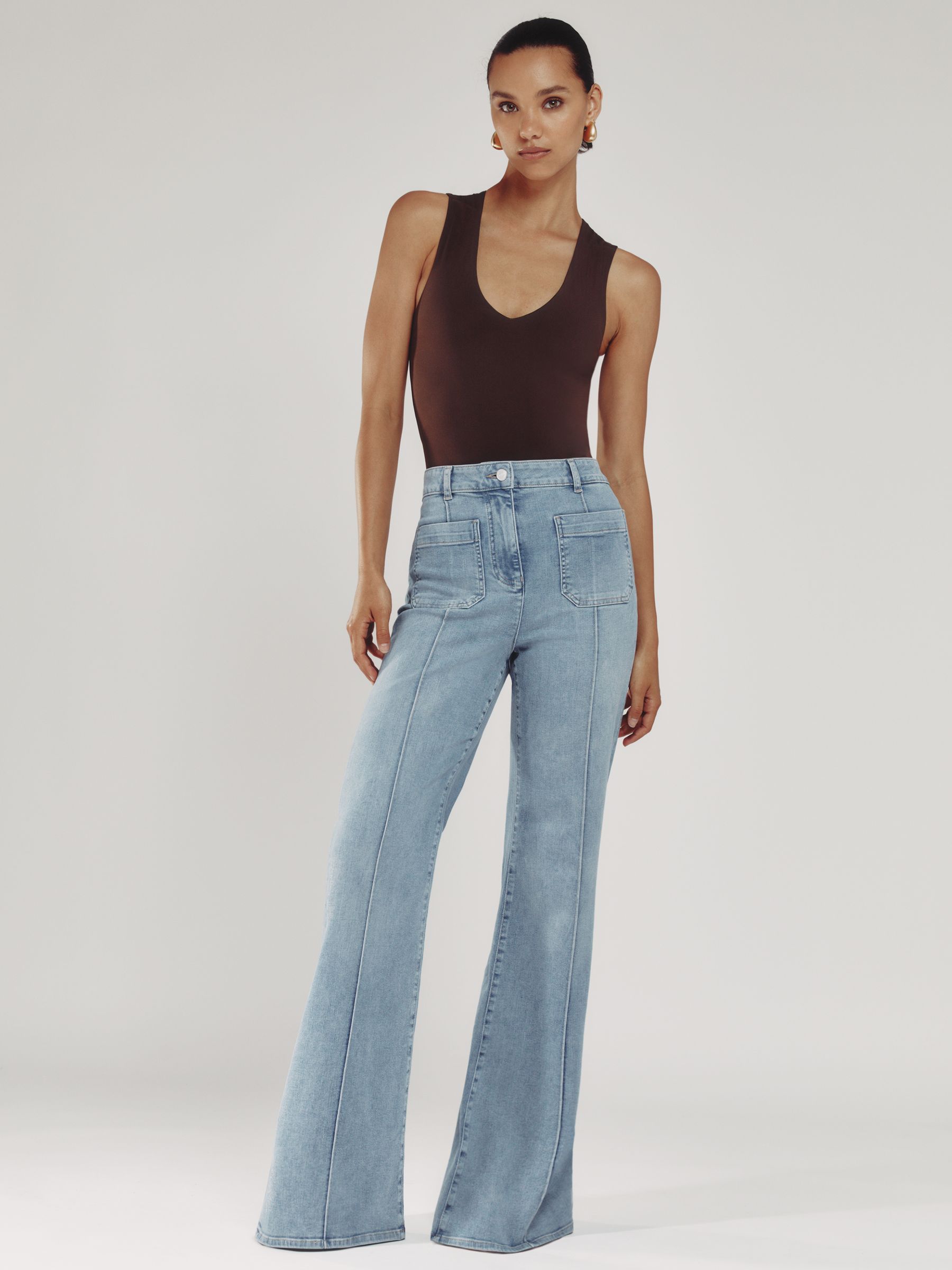 Patch-Pocket Flared Jeans in Ecru