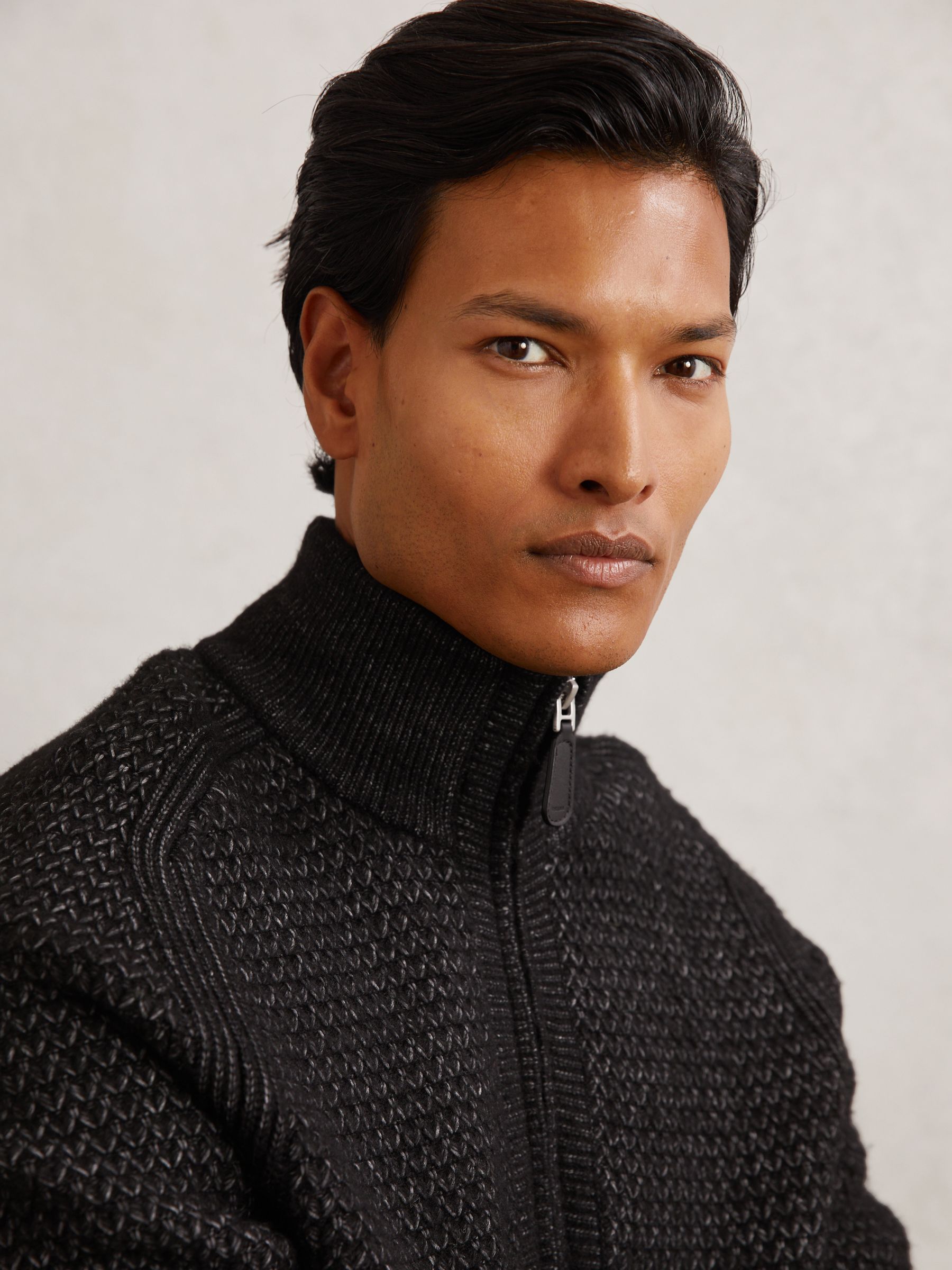 Half-Zip Chevron-Knit Jumper with Wool in Black