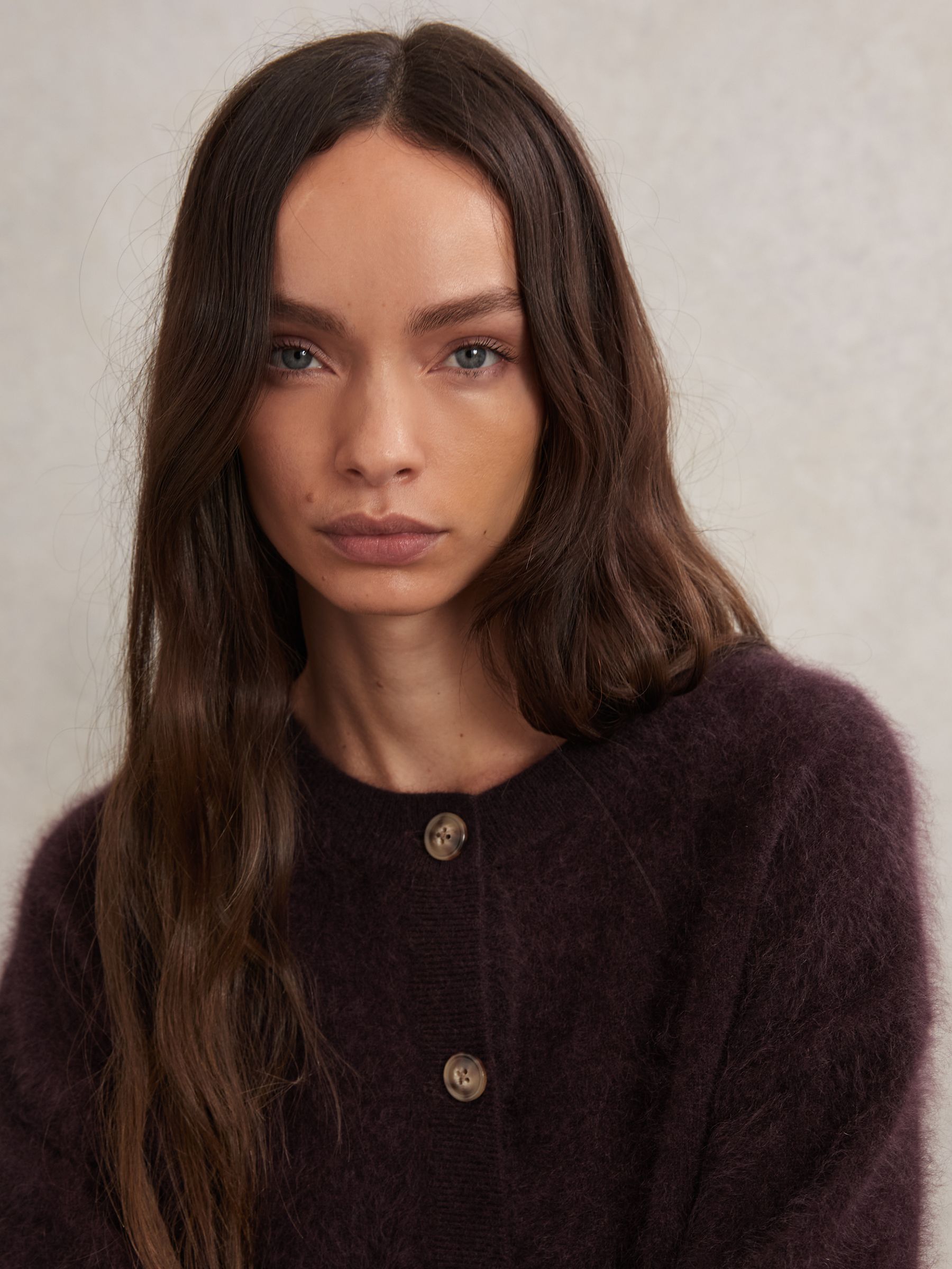 100% Brushed Cashmere Cardigan in Burgundy