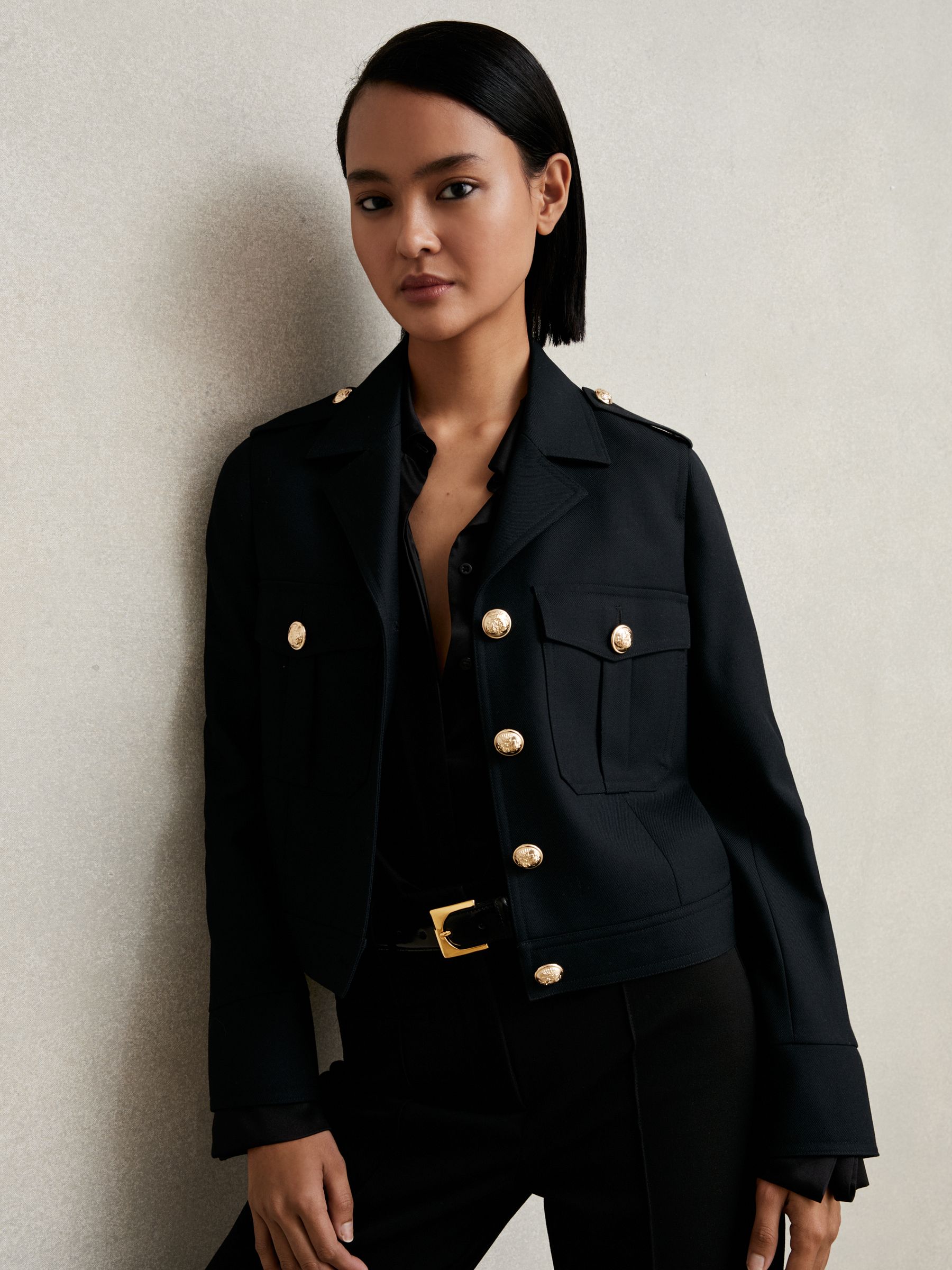 Wool Twin-Pocket Cropped Jacket in Black