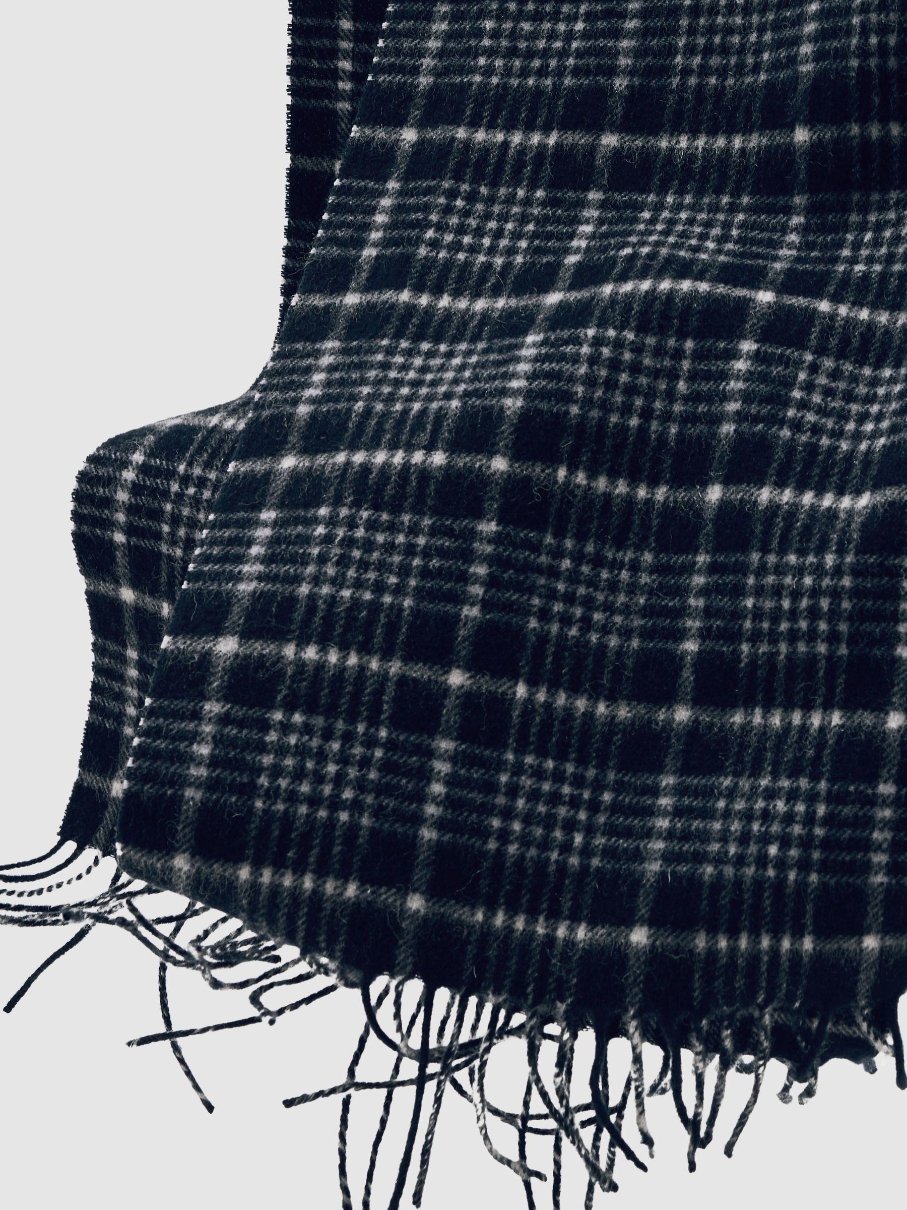 Wool-Cashmere Check Scarf in Navy