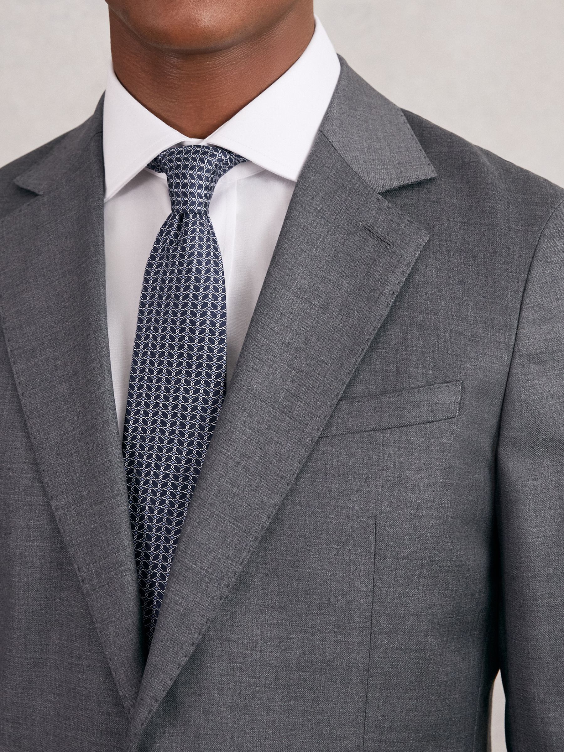 Silk Geometric-Chain Print Tie in Navy