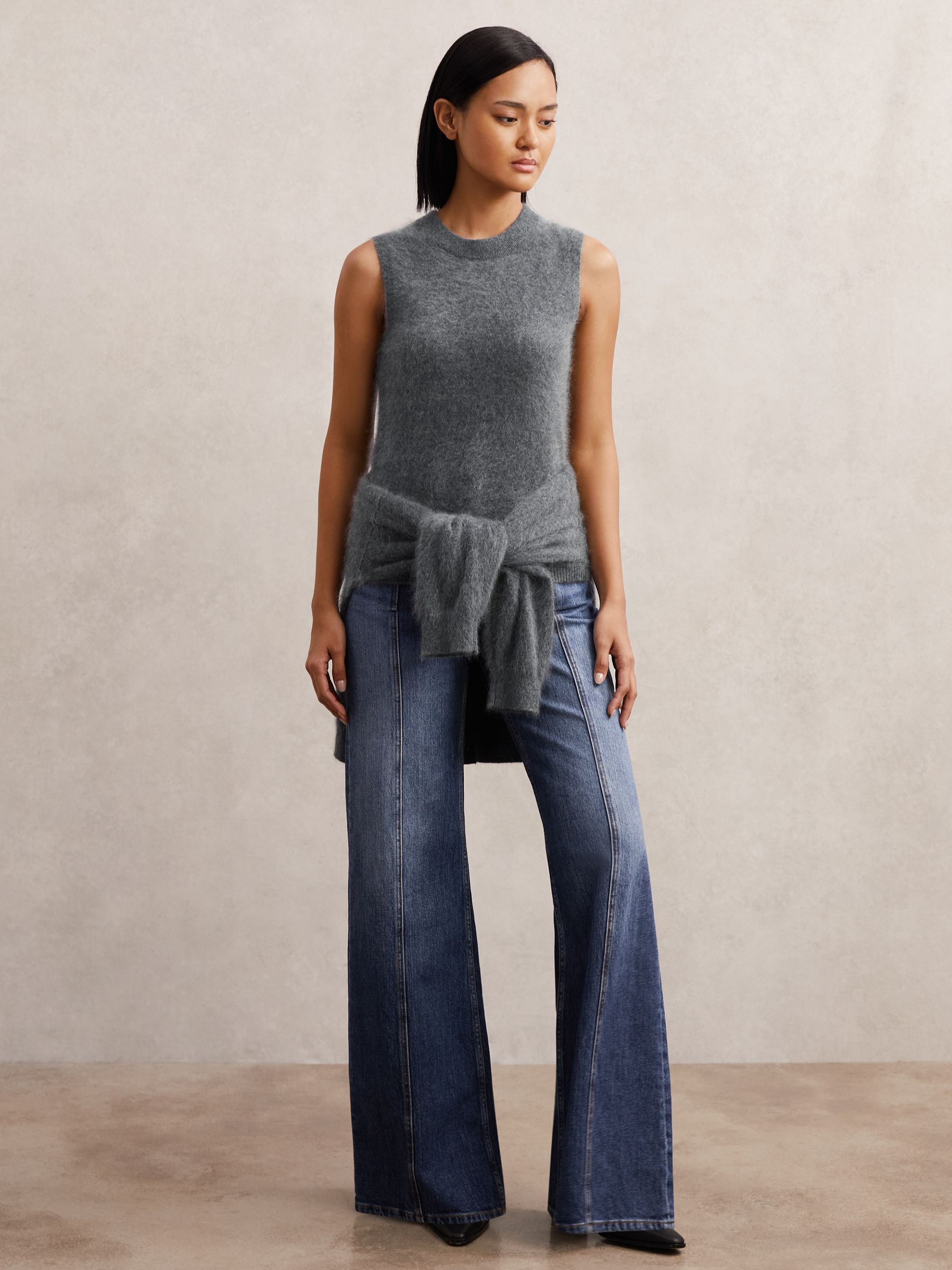 100% Brushed Cashmere Vest in Grey