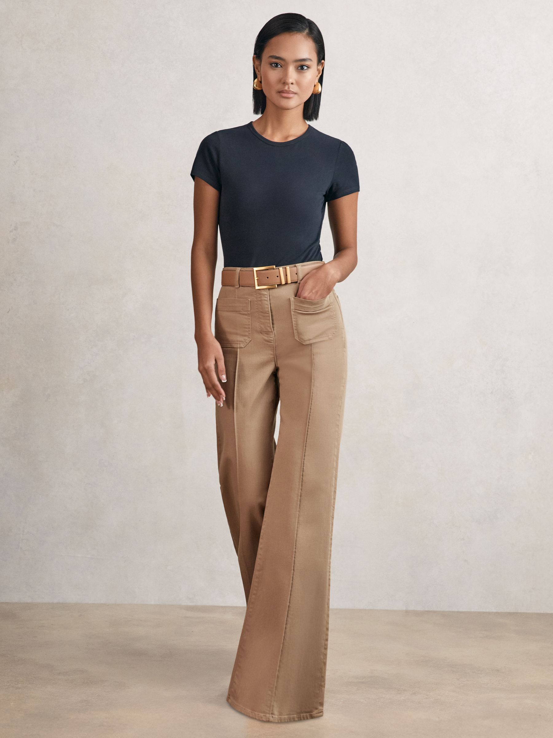 Patch-Pocket Flared Jeans in Ecru