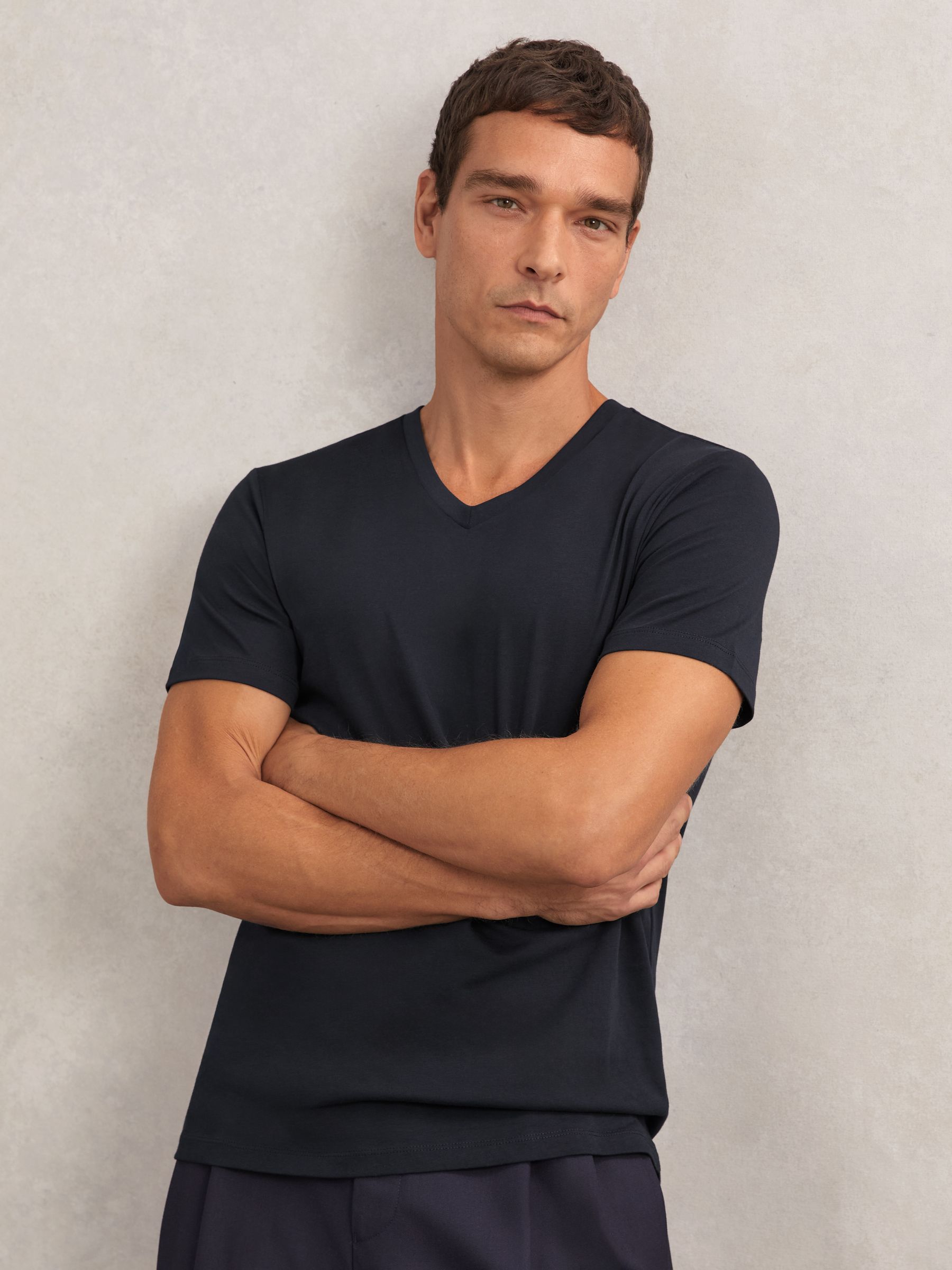 Cotton V-Neck T-Shirt in Navy Blue