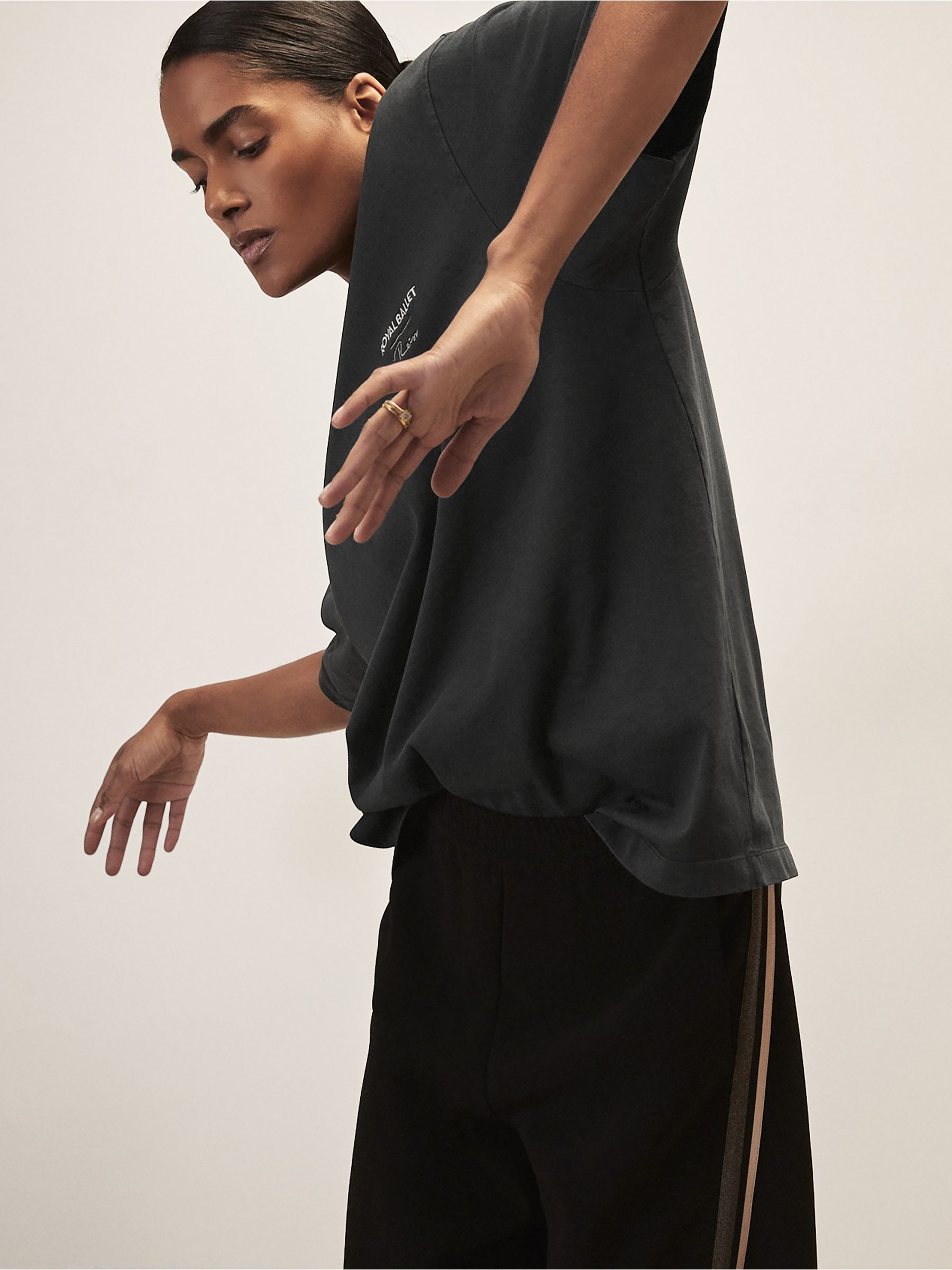 Reiss | Royal Ballet Logo Unisex Fit T-Shirt in Black