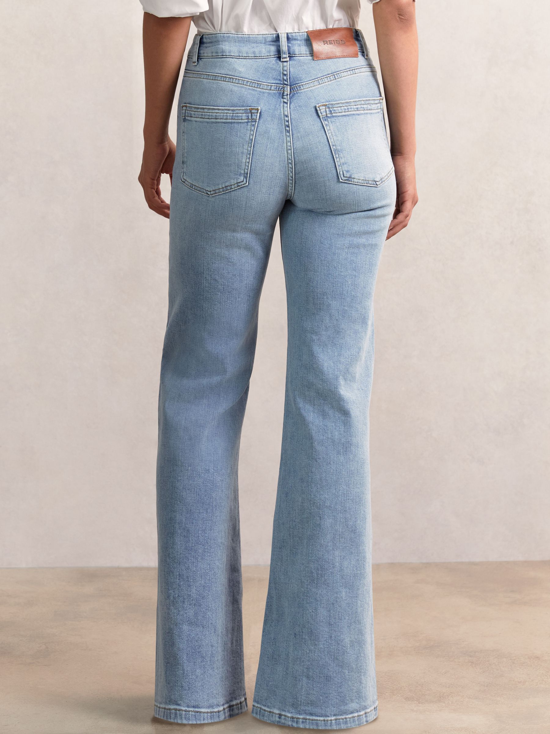 Mid-Rise Flared Jeans in Light Blue