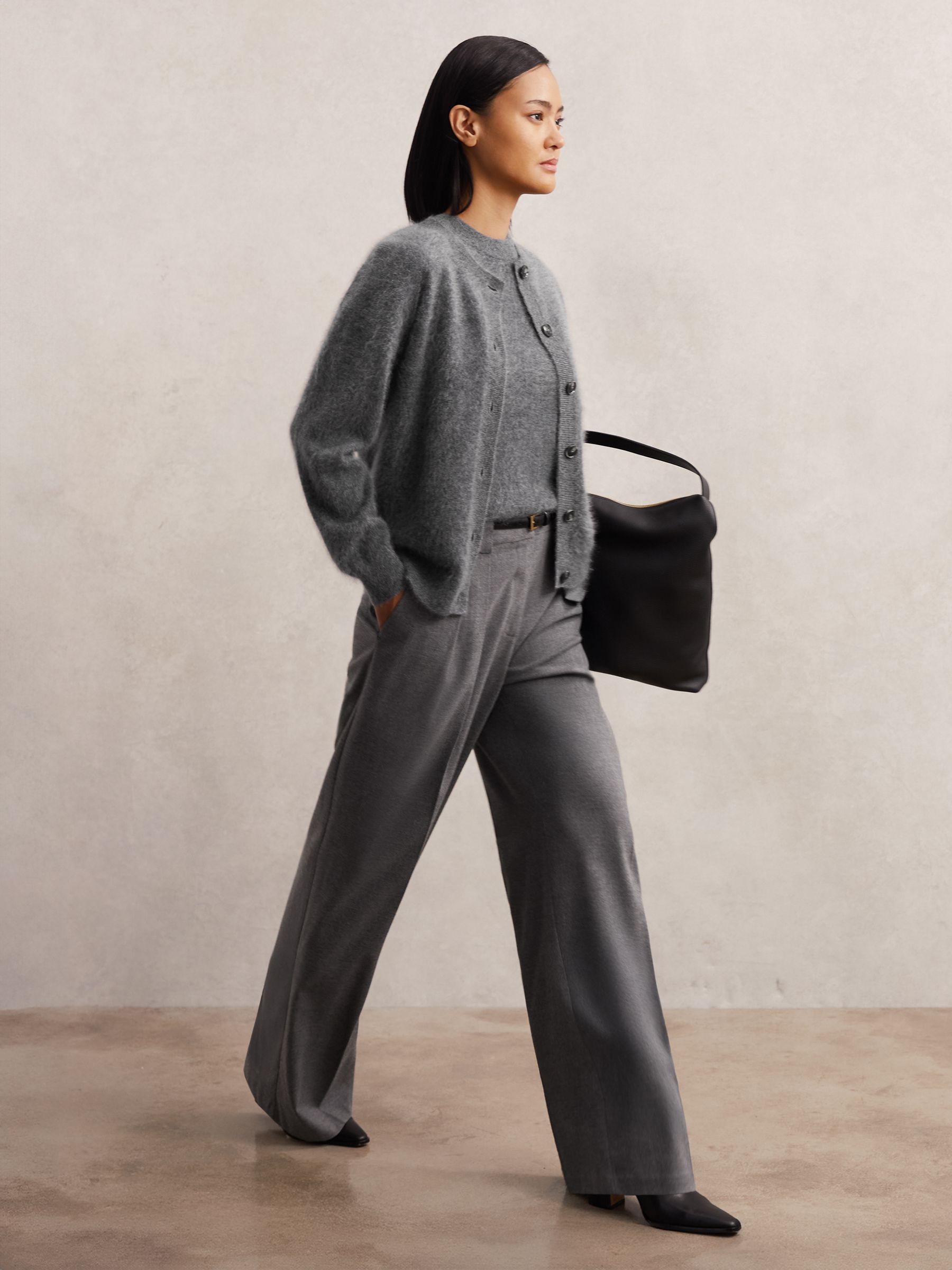 100% Brushed Cashmere Vest in Grey