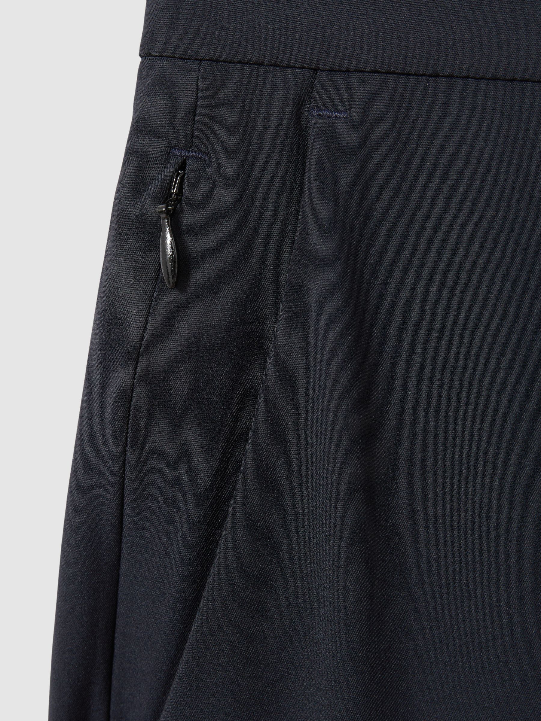 Technical Stretch Relaxed Trousers in Navy