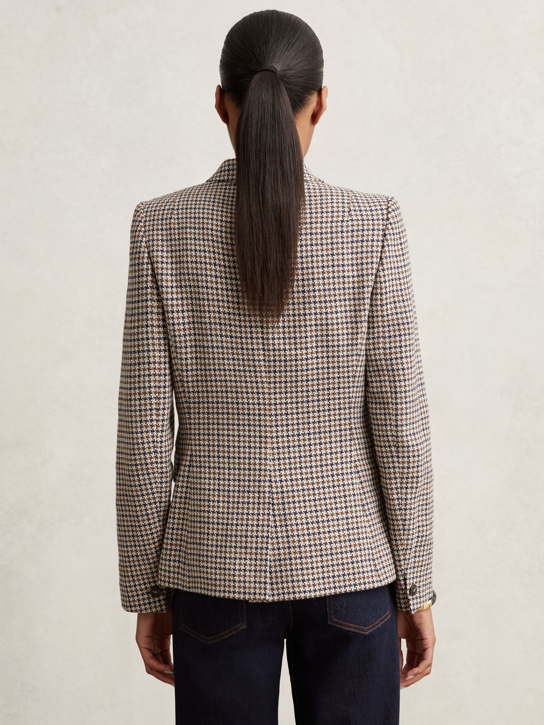 Cotton-Linen Double-Breasted Houndstooth-Check Blazer in Navy Neutral Check