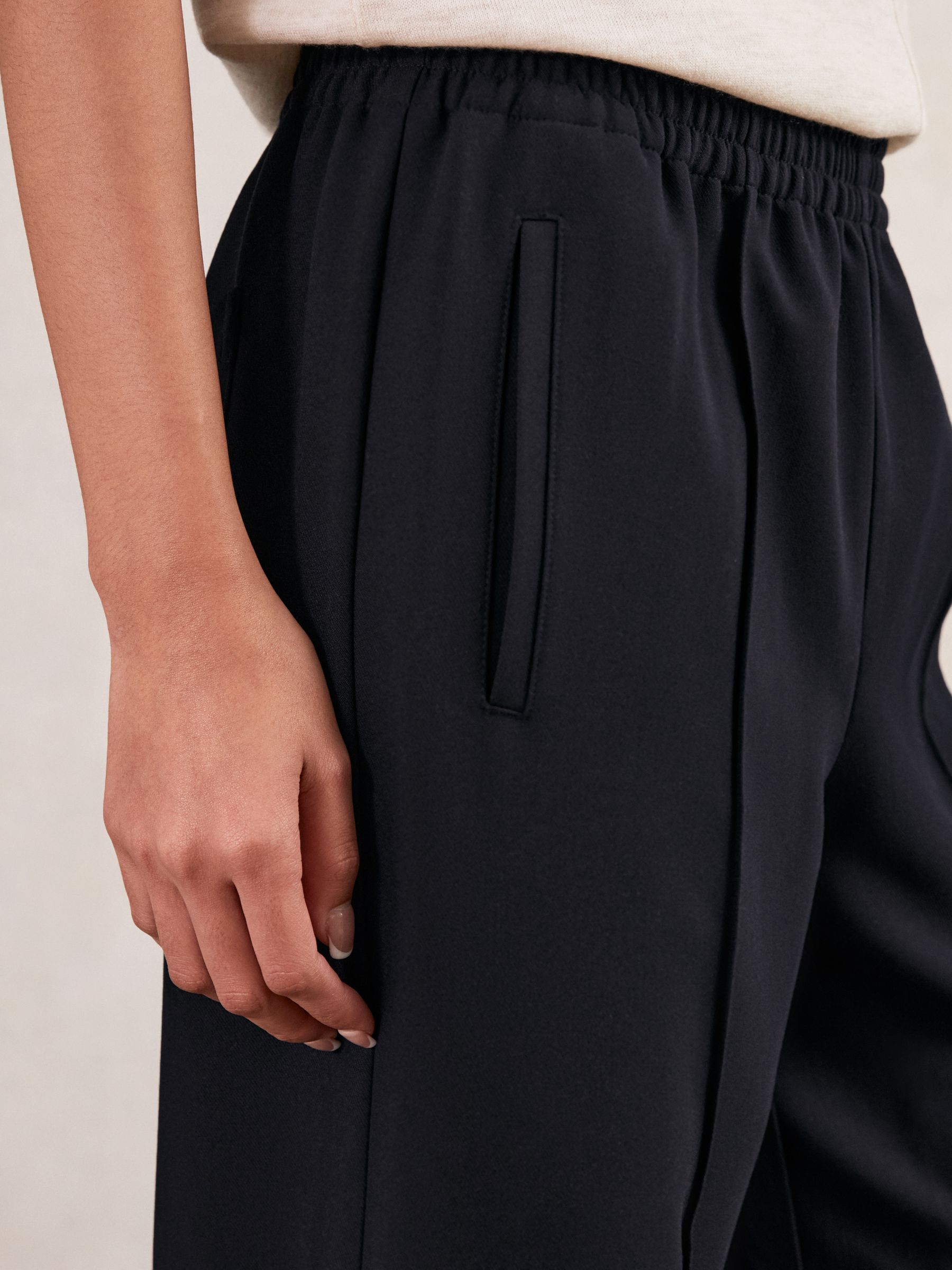 Petite Wide Leg Elasticated Waist Trousers in Navy