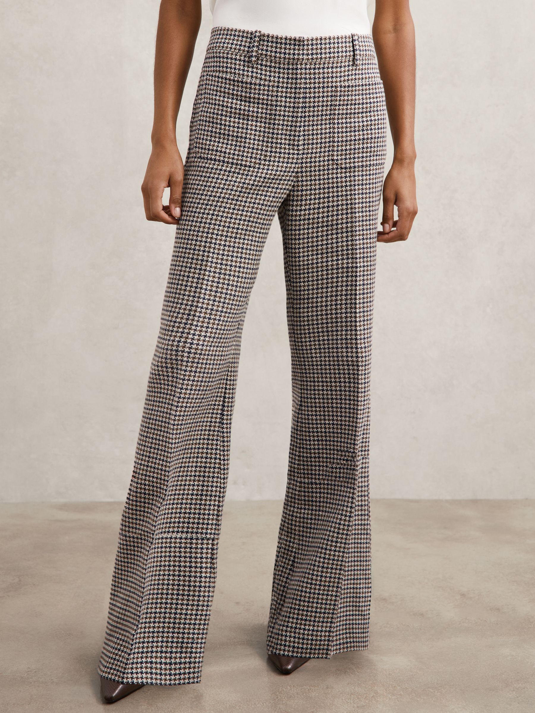 Petite Cotton-Linen Check Flared Trousers in Navy Neutral Check